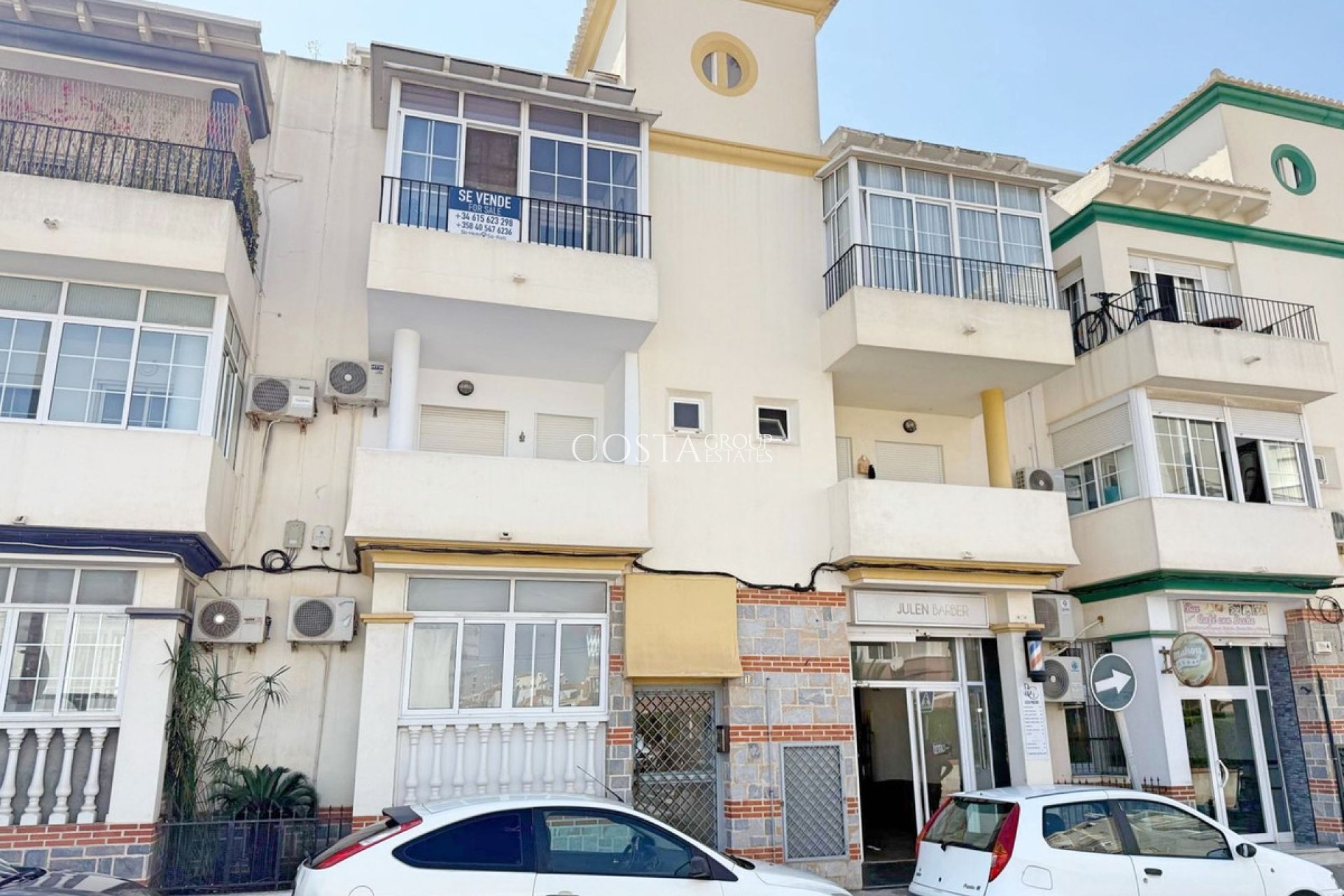 Resale - Apartments -
Torrevieja