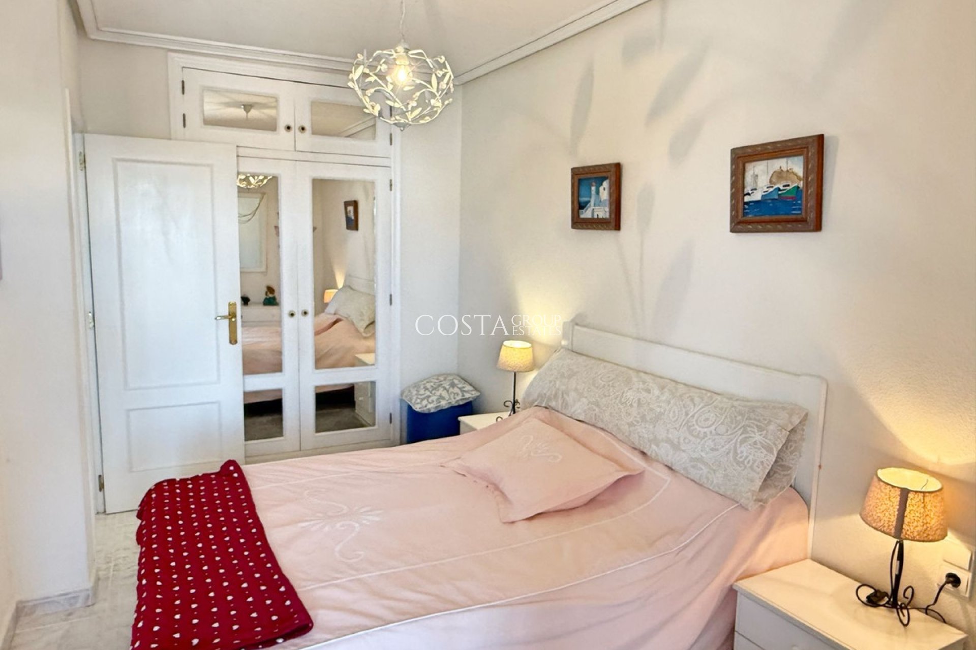 Resale - Apartments -
Torrevieja