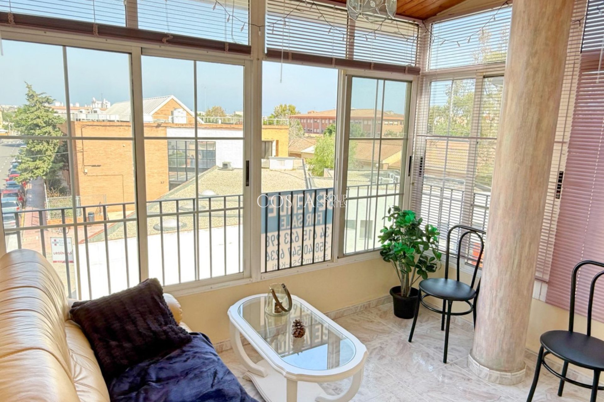 Resale - Apartments -
Torrevieja