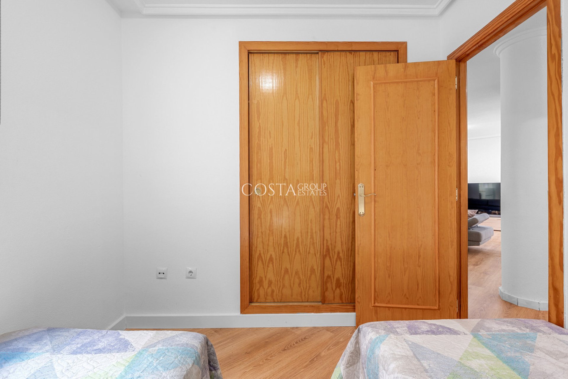 Resale - Apartments -
Torrevieja