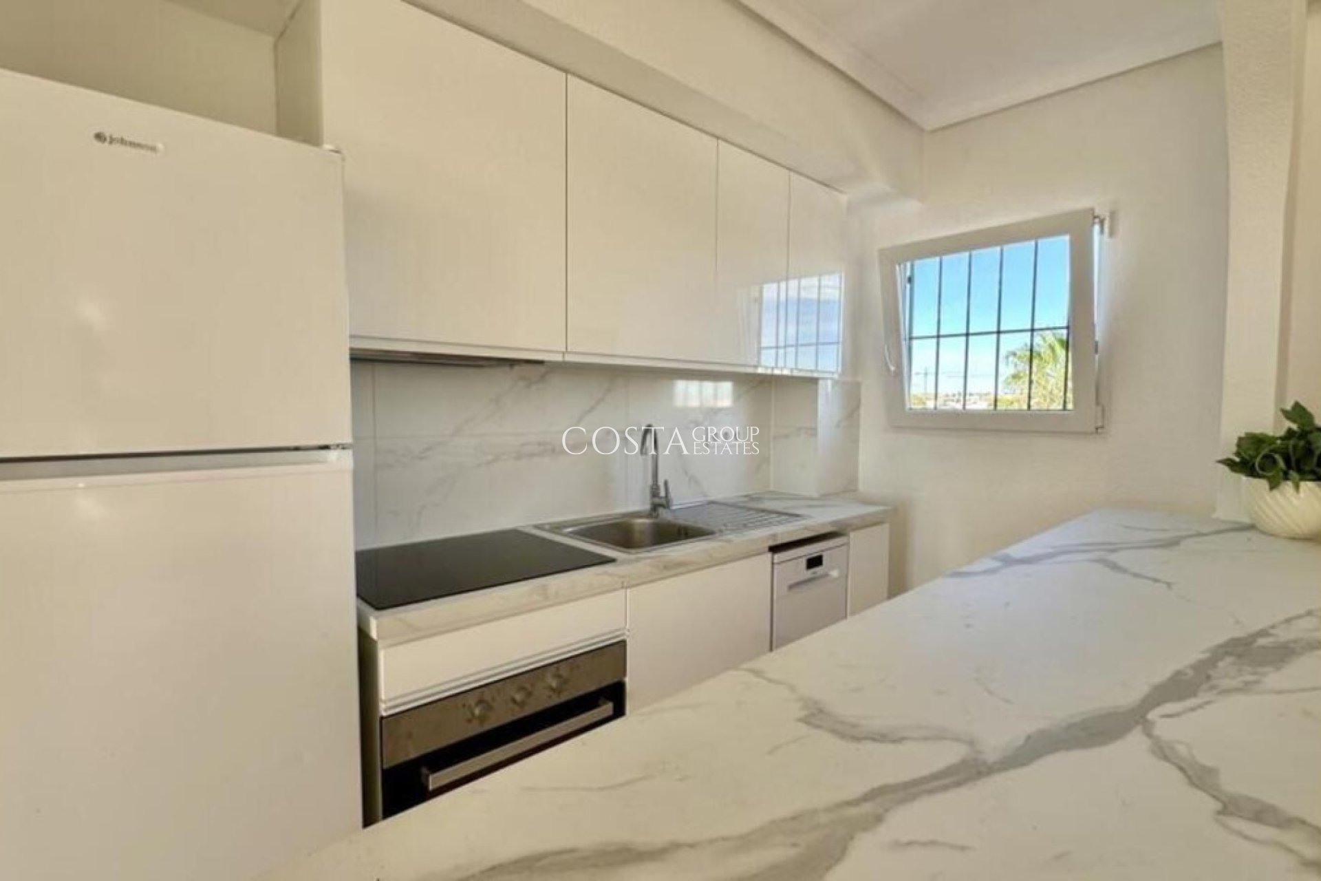 Resale - Apartments -
Torrevieja