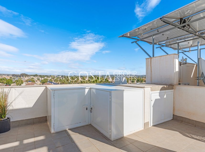 Resale - Apartments -
Urbanización El Raso