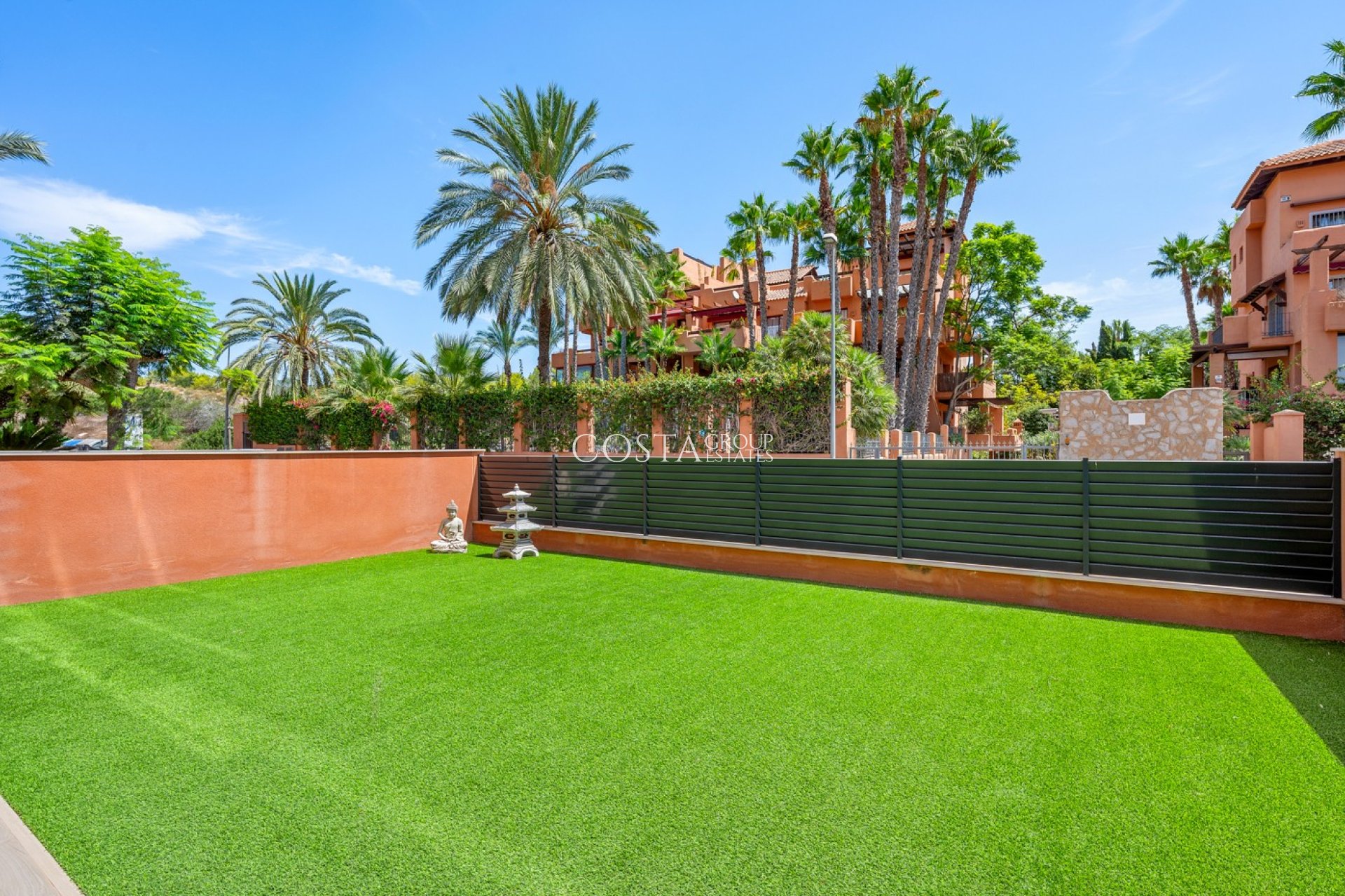 Resale - Apartments -
Villamartín - Lomas del Golf