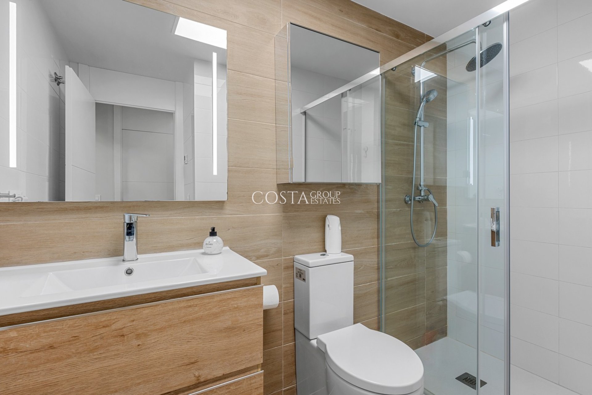 Resale - Apartments -
Villamartín - Lomas del Golf