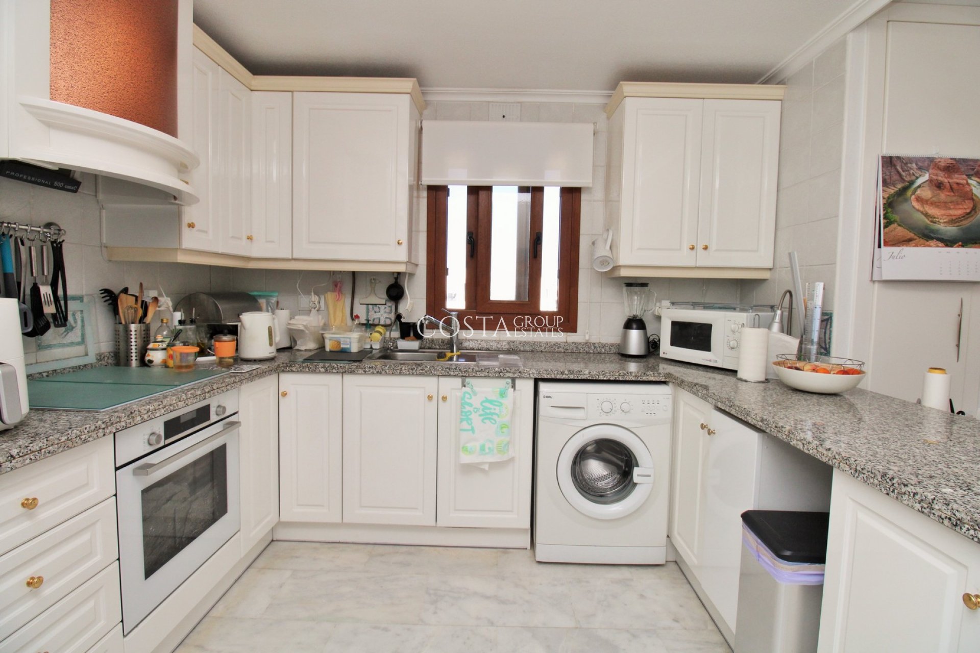 Resale - Apartments -
Villamartín - PAU 8