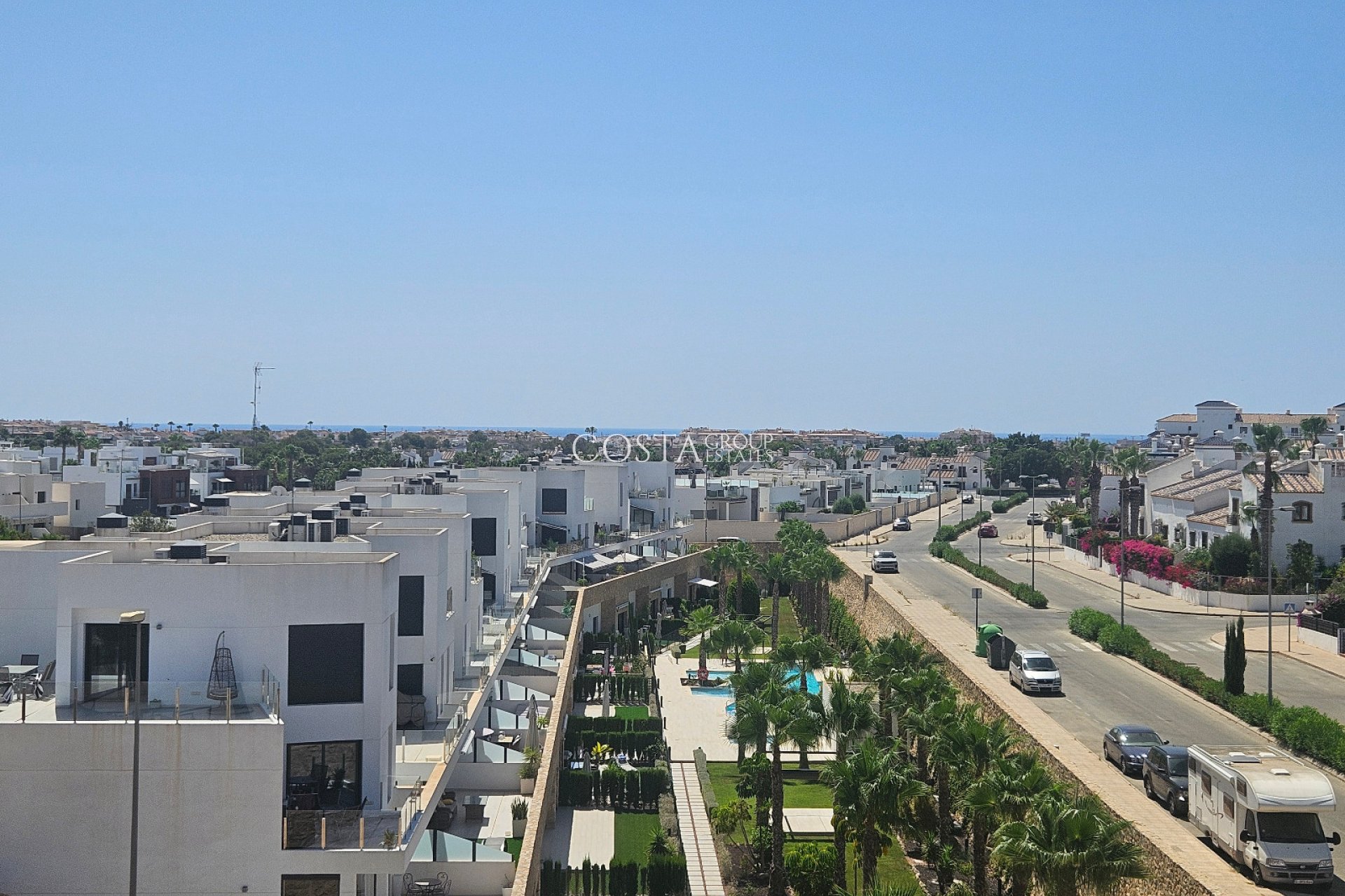 Resale - Apartments -
Villamartín - PAU 8