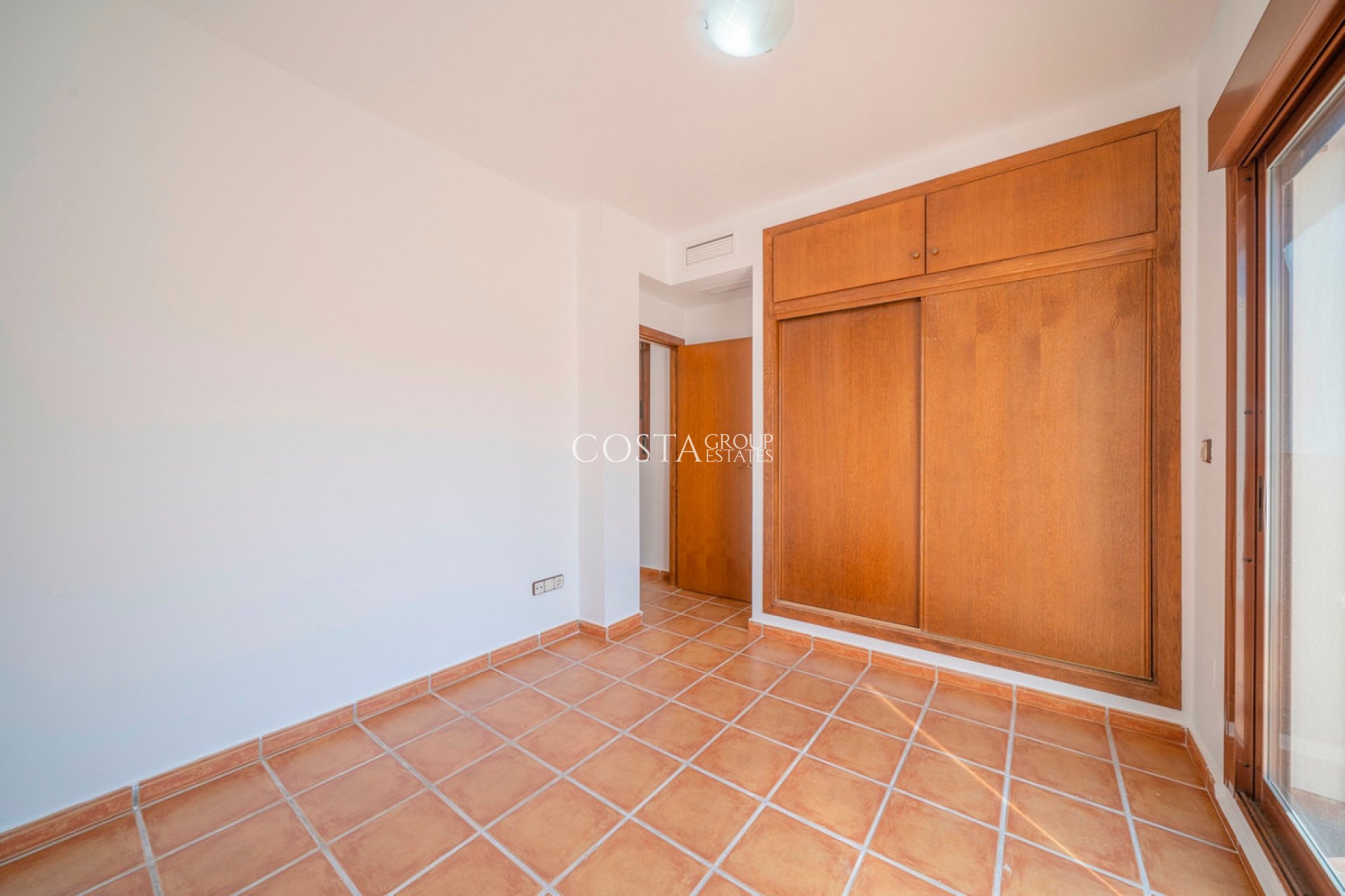 Resale - House -
Algorfa - Algorfa Centro