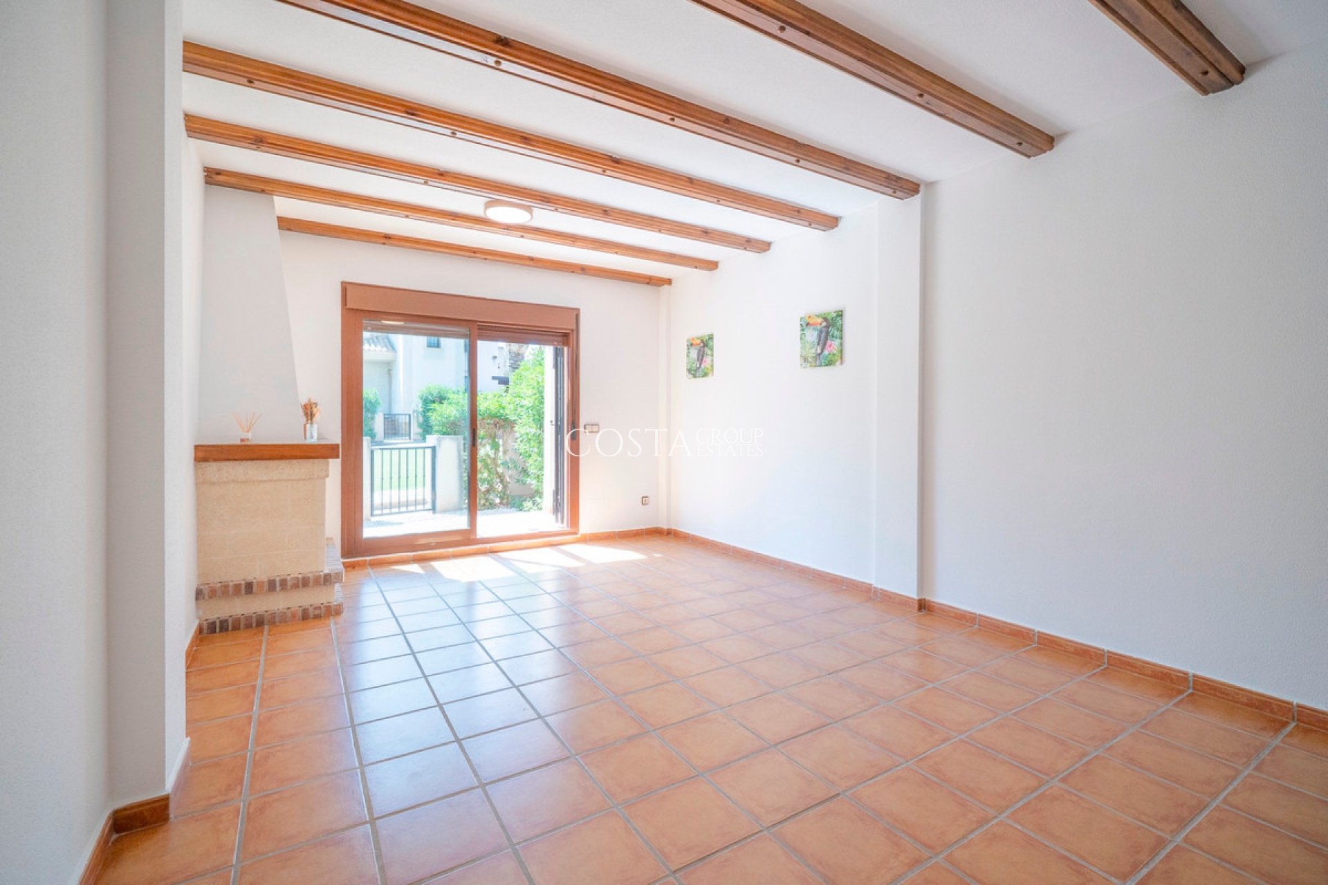 Resale - House -
Algorfa - Algorfa Centro