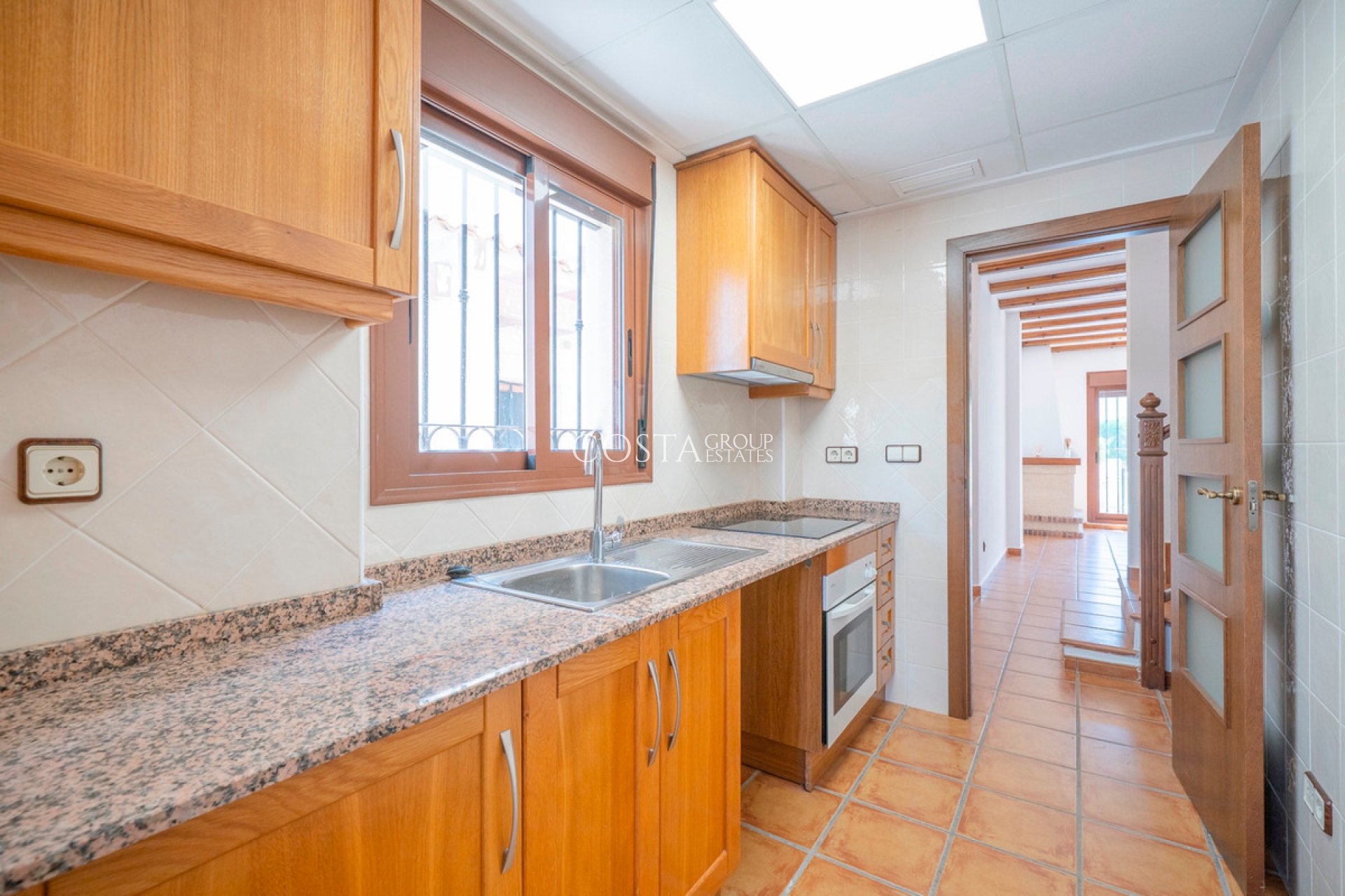 Resale - House -
Algorfa - Algorfa Centro