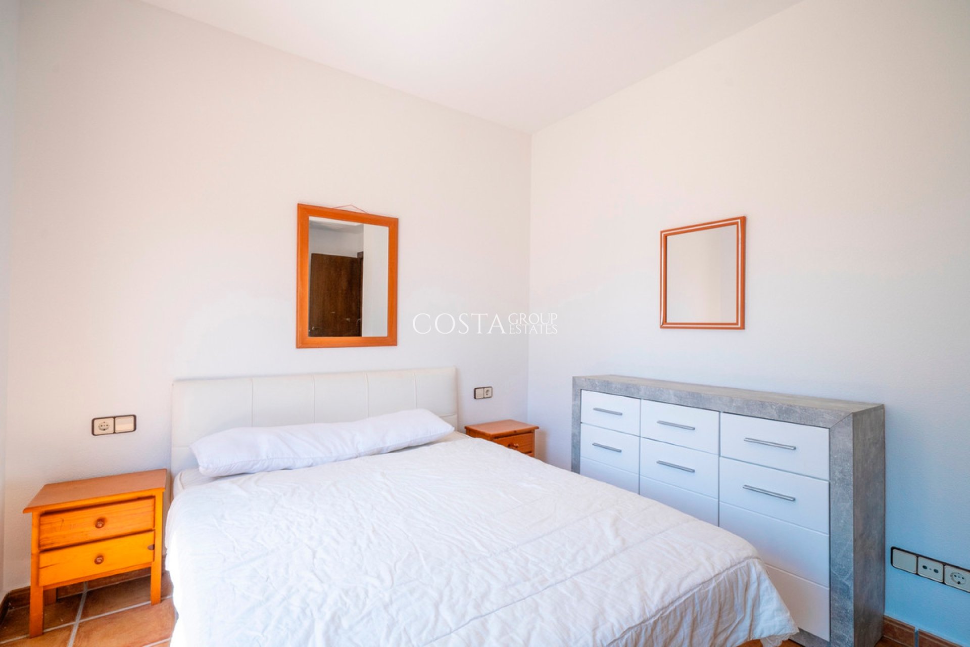 Resale - House -
Algorfa - Algorfa Centro