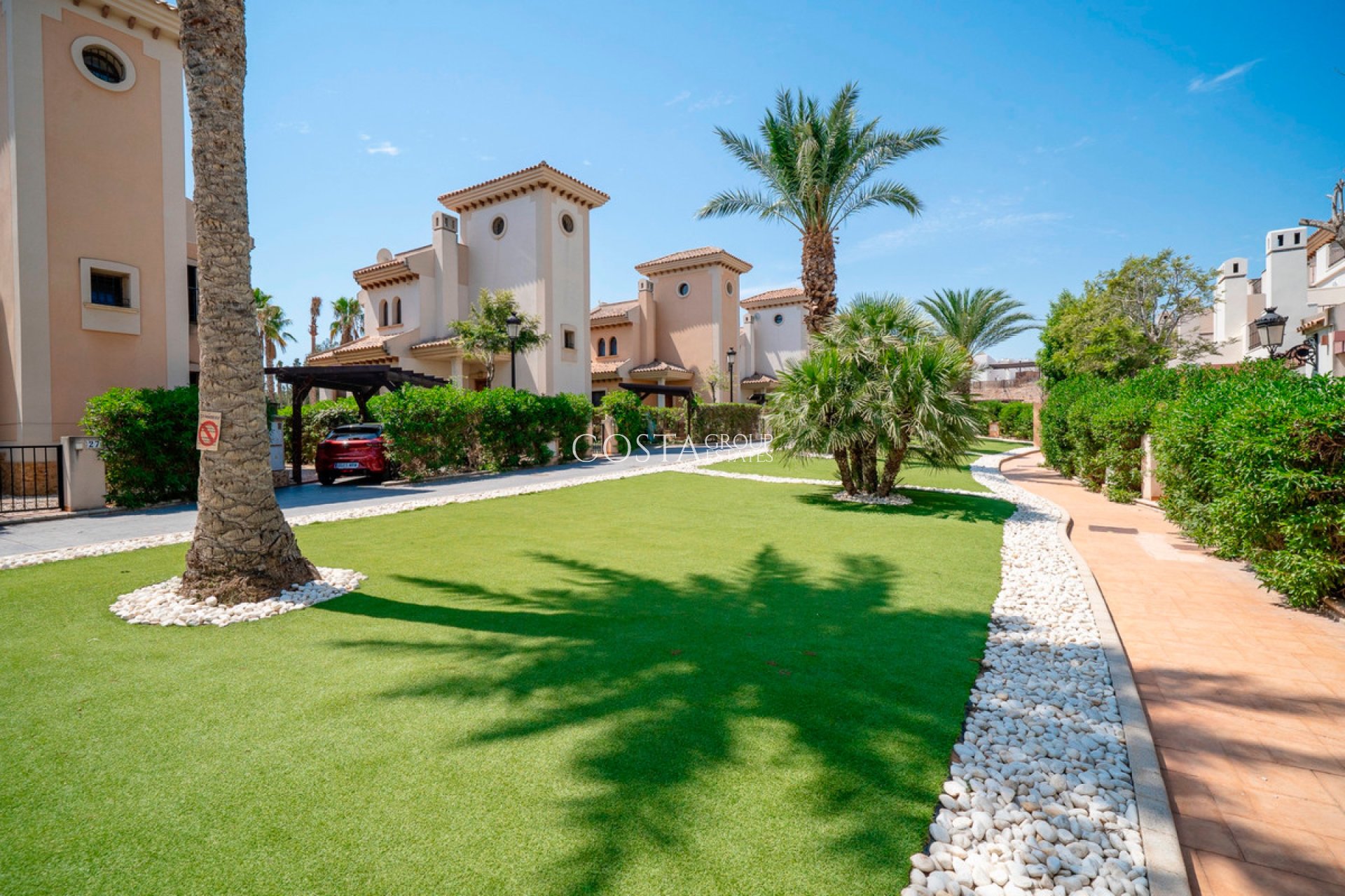 Resale - House -
Algorfa - Algorfa Centro