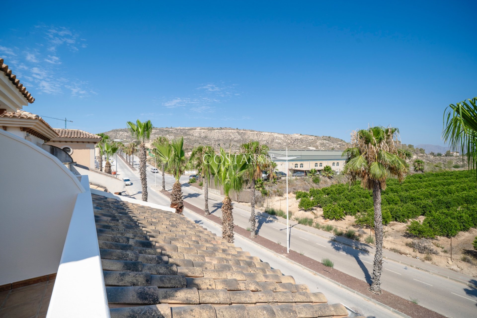 Resale - House -
Algorfa