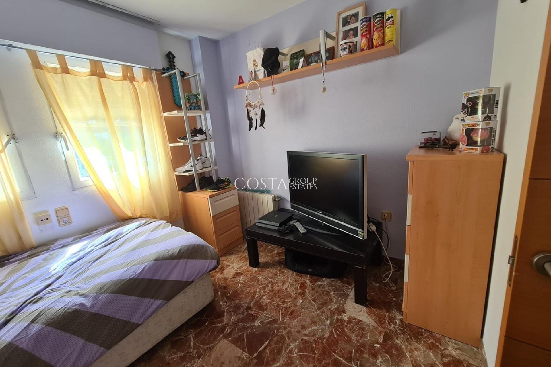 Resale - House -
Alicante - Alicante Centro