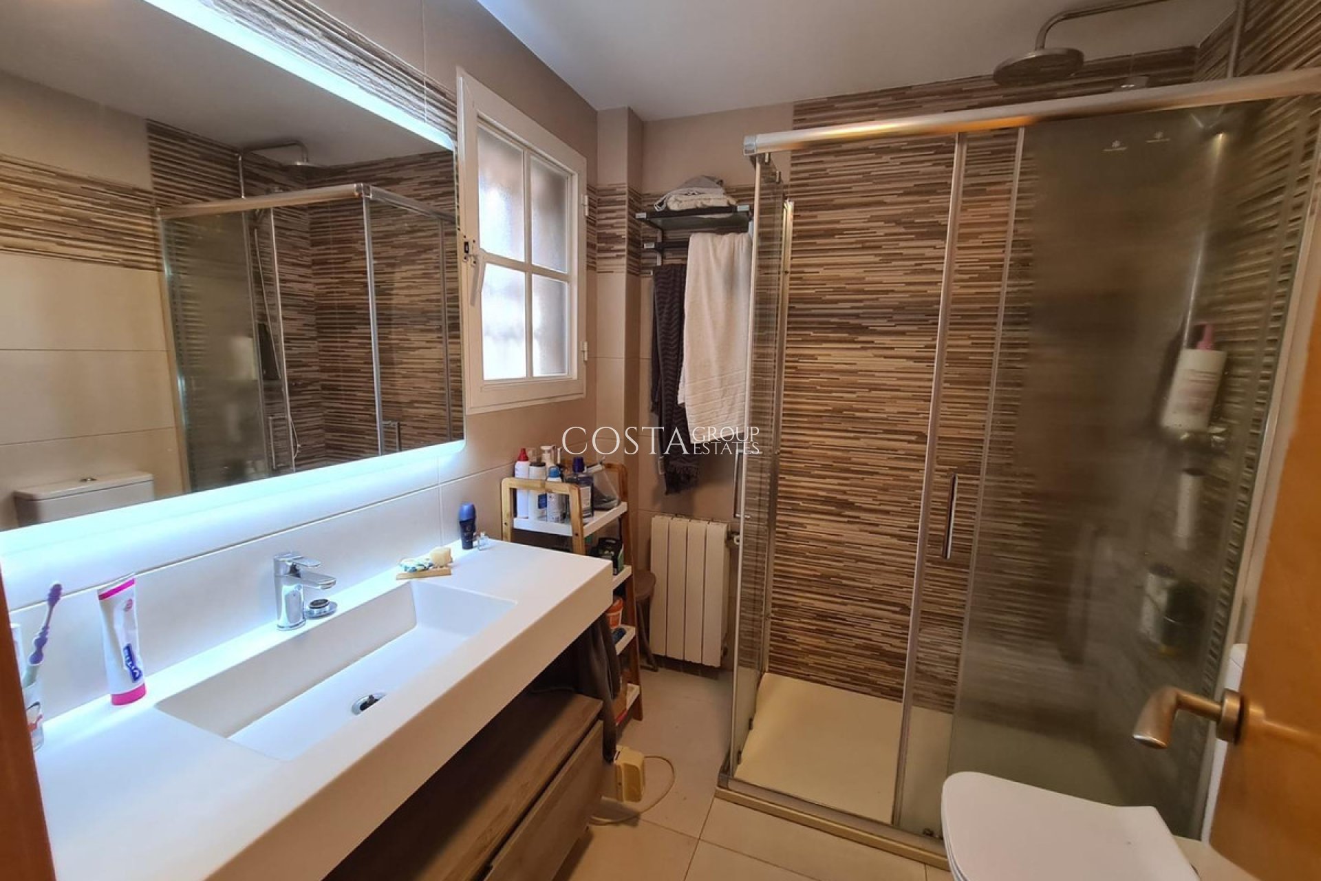 Resale - House -
Alicante - Alicante Centro