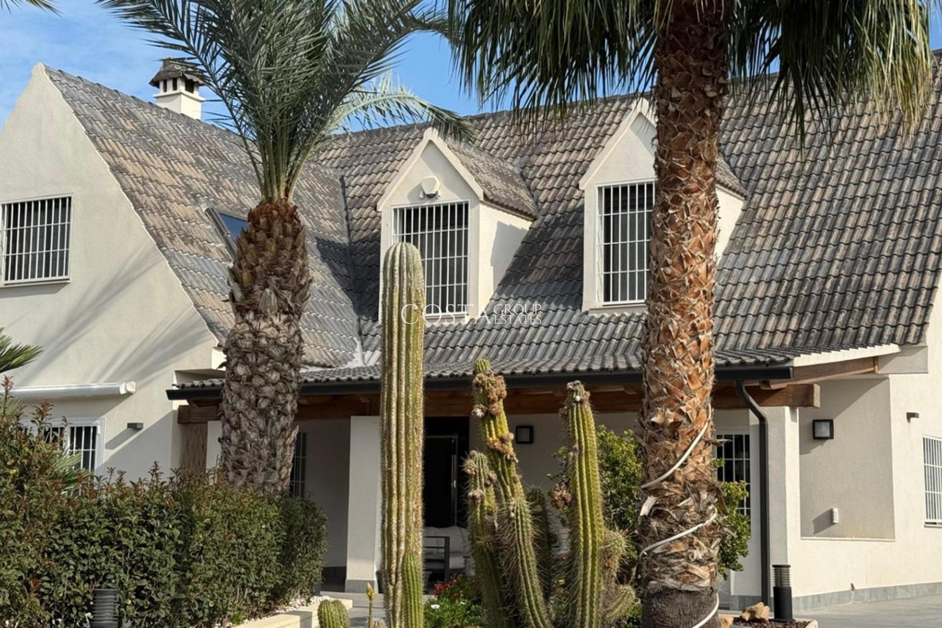 Resale - House -
Alicante - Alicante Centro