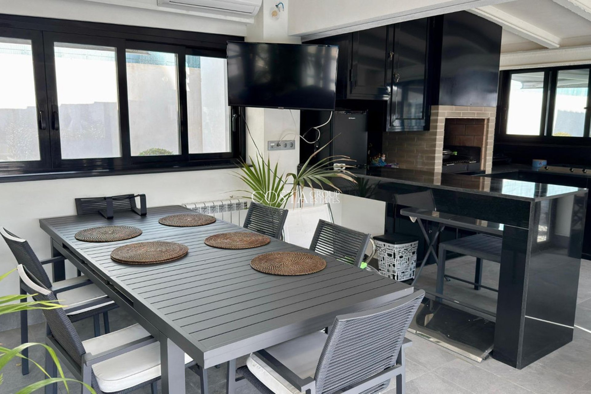 Resale - House -
Alicante - Alicante Centro