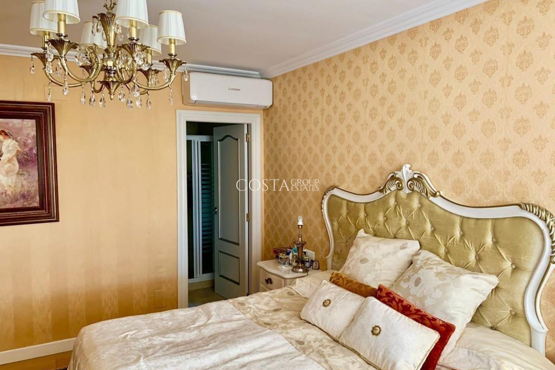 Resale - House -
Altea - Altea Centro