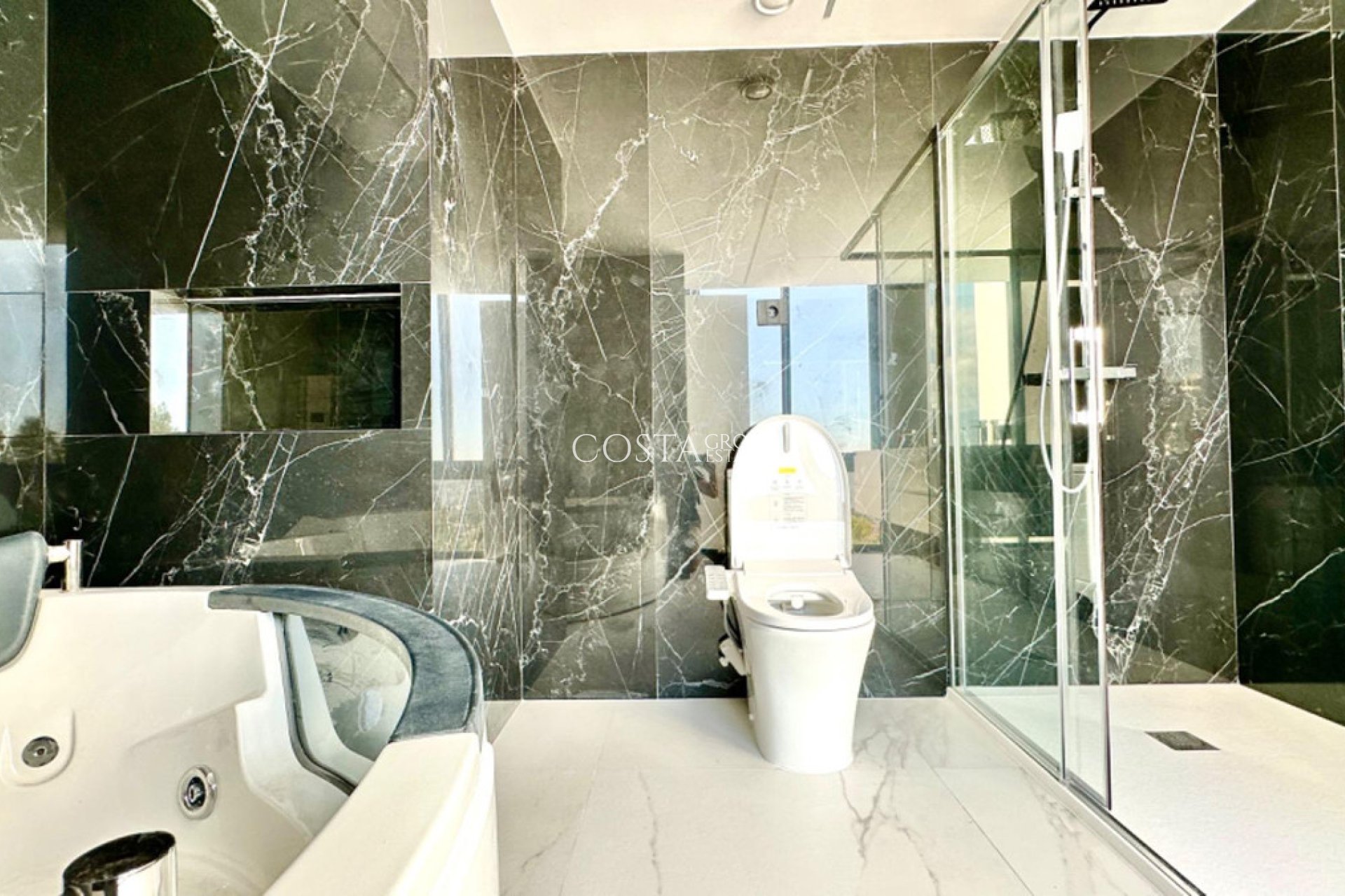 Resale - House -
Altea - Altea Centro