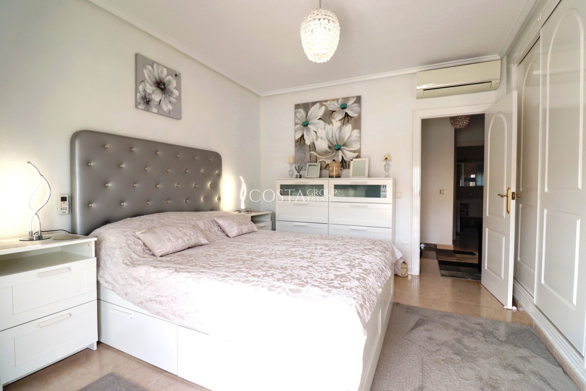 Resale - House -
Benijofar - Monte Azul