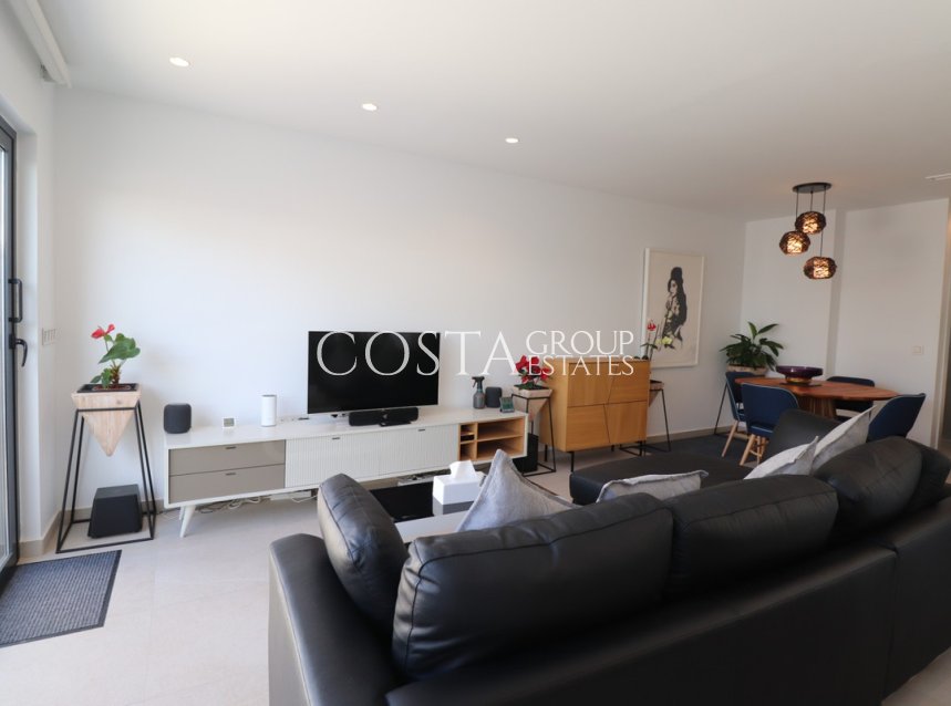 Resale - House -
Benijofar