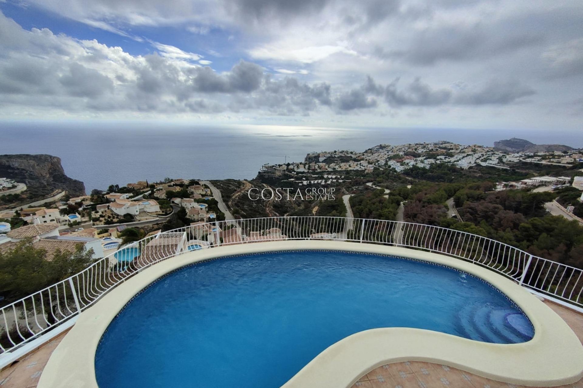 Resale - House -
Benitachell - Benitachell Centro