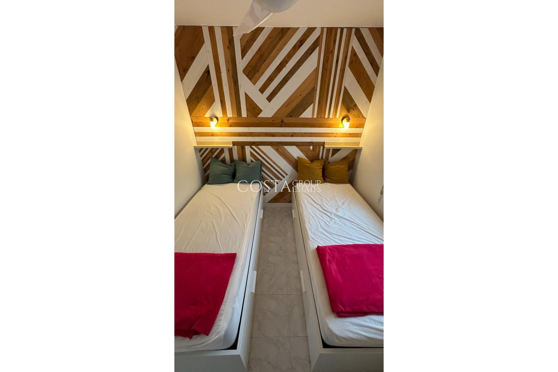 Resale - House -
Benitachell - Benitachell Centro