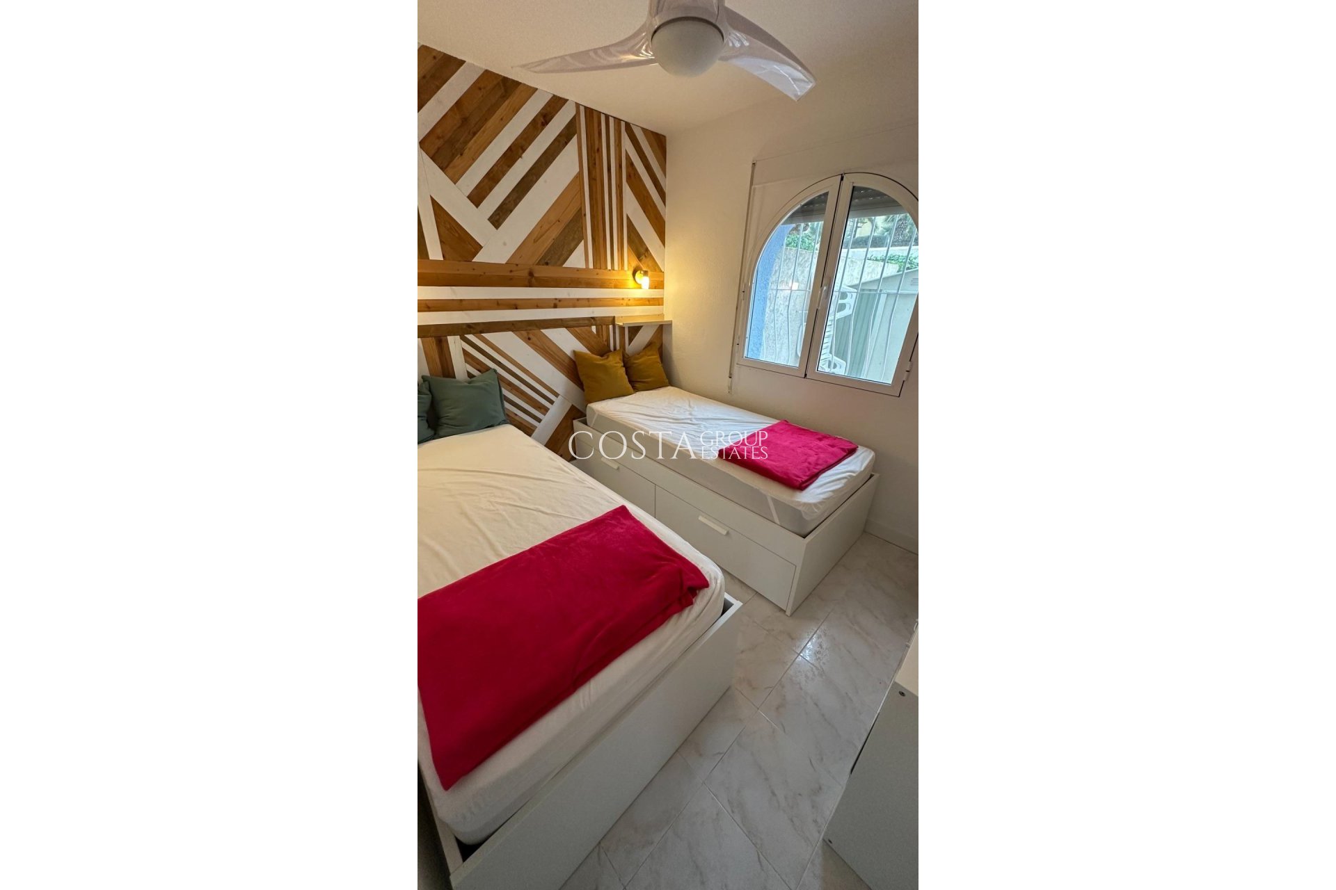 Resale - House -
Benitachell - Benitachell Centro