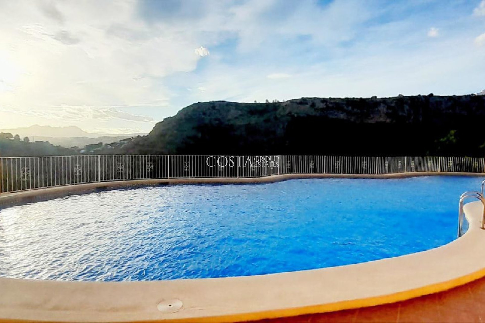 Resale - House -
Benitachell - Benitachell Centro