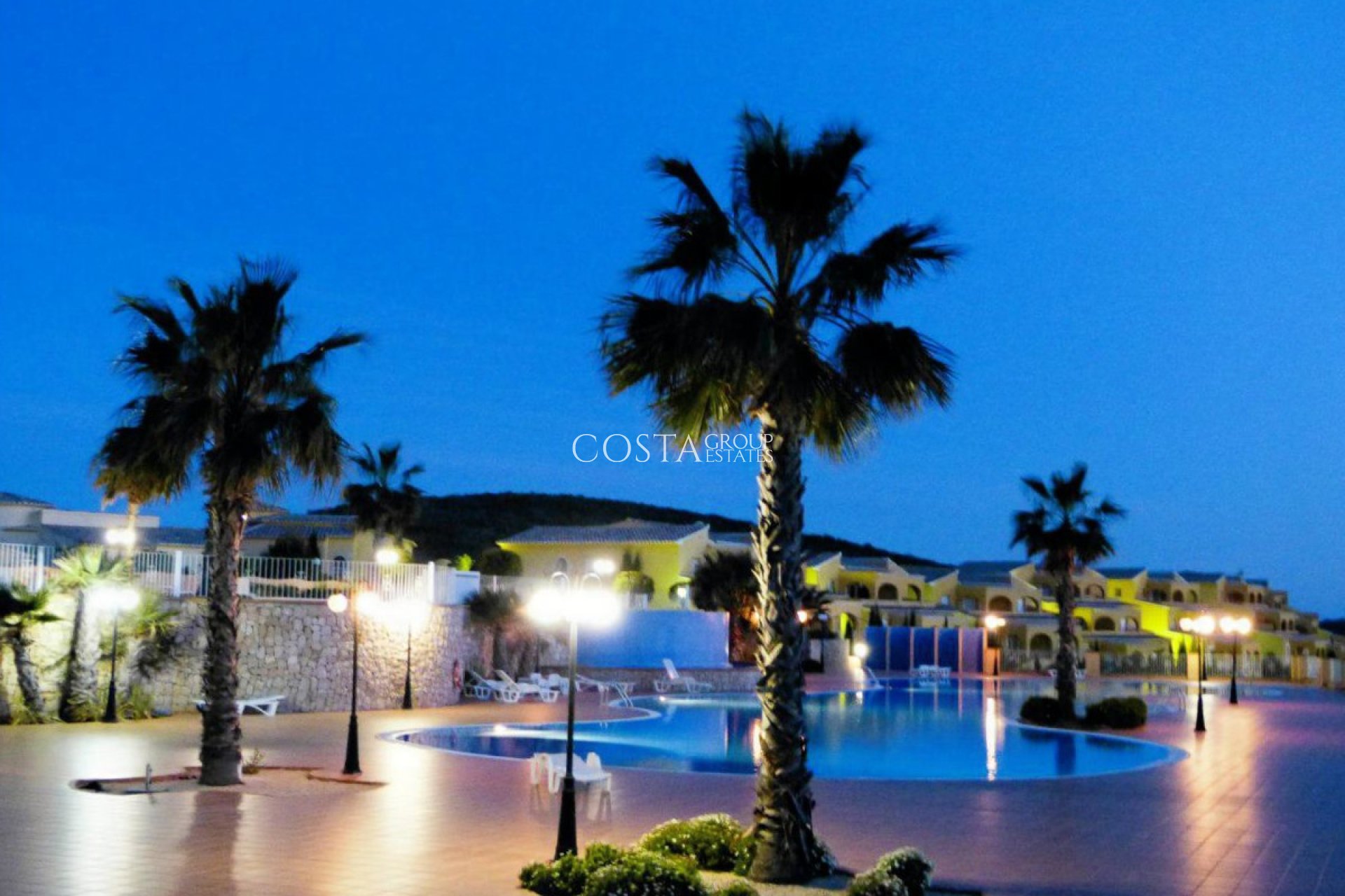 Resale - House -
Benitachell - Benitachell Centro