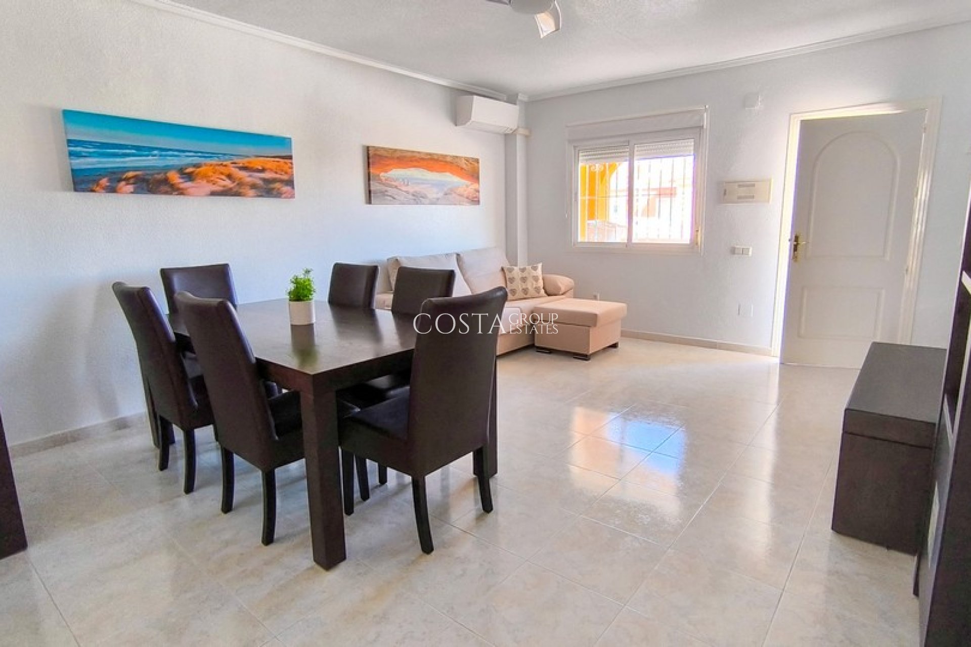 Resale - House -
Ciudad Quesada - La Fiesta