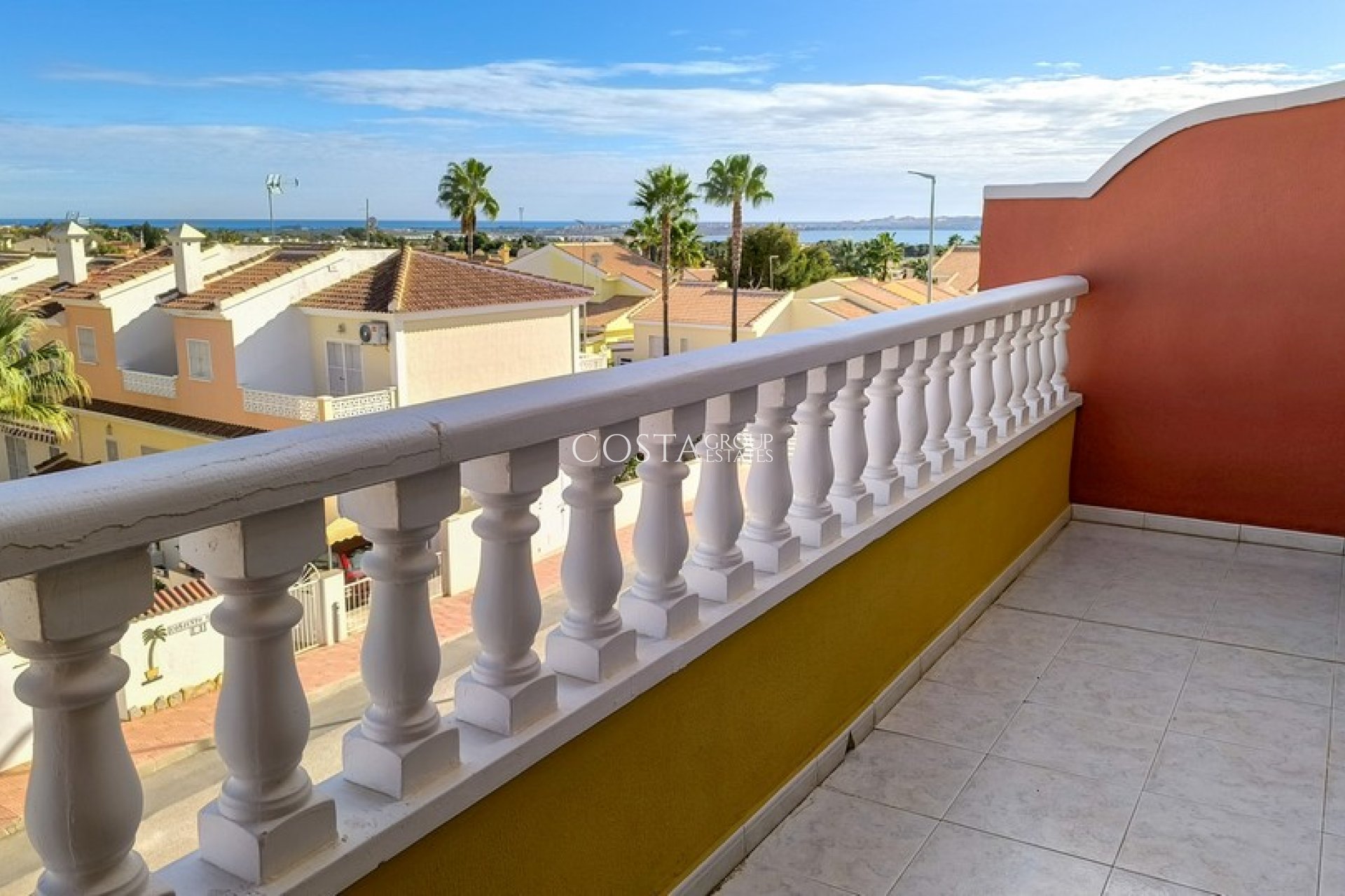 Resale - House -
Ciudad Quesada - La Fiesta