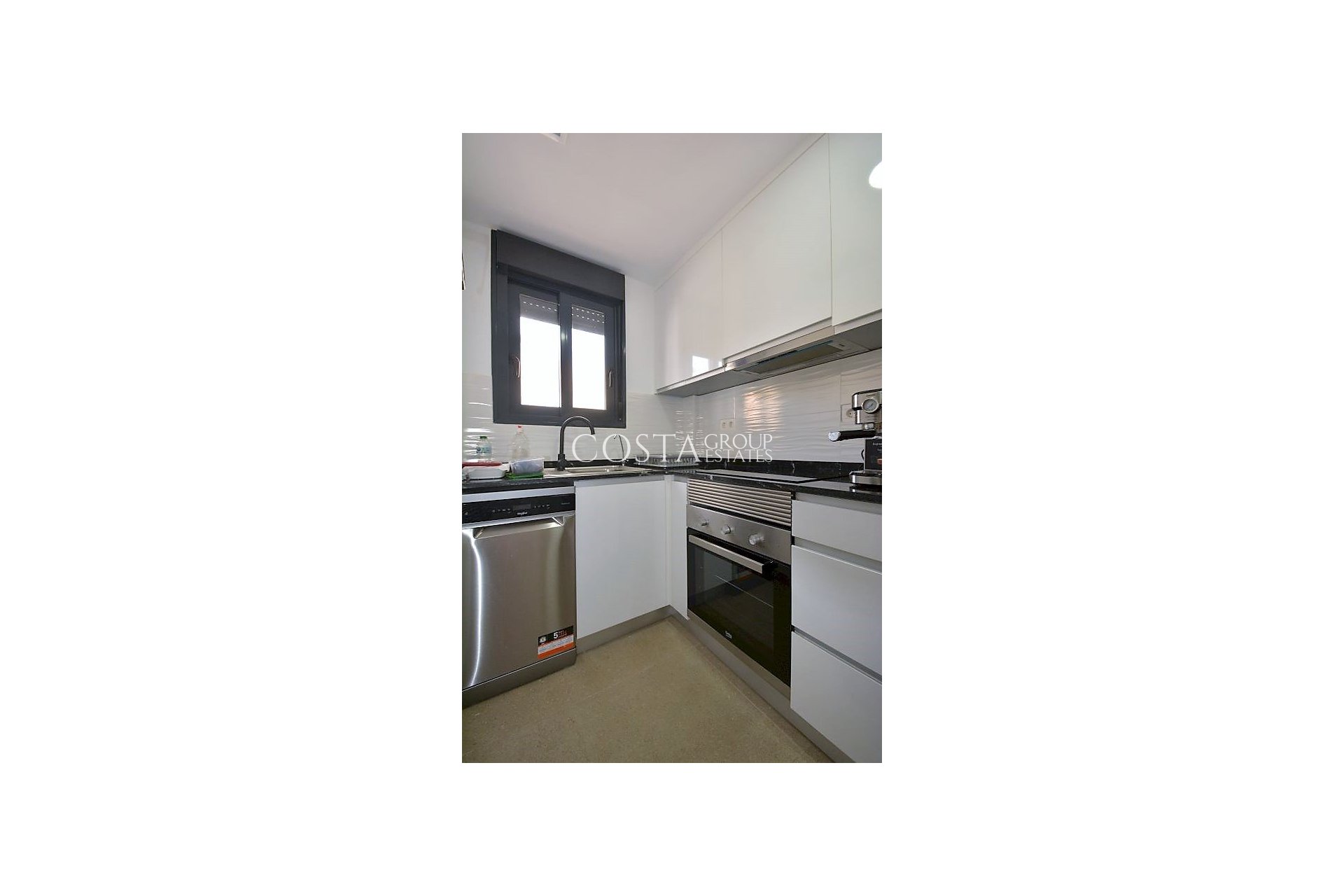 Resale - House -
Guardamar del Segura - Guardamar del Segura Centro