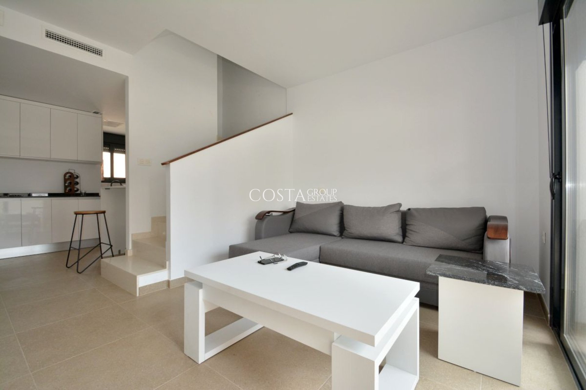 Resale - House -
Guardamar del Segura - Guardamar del Segura Centro