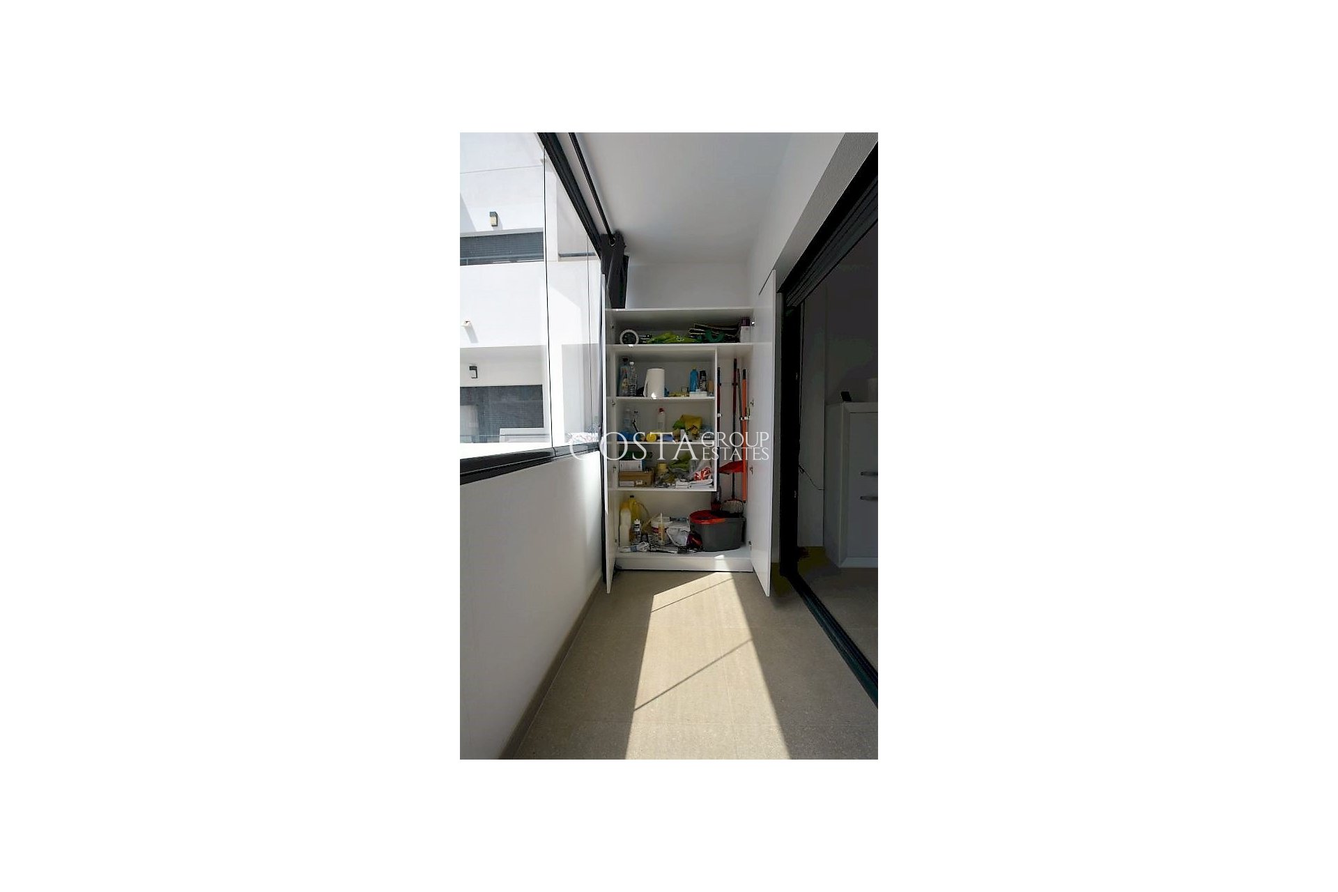 Resale - House -
Guardamar del Segura - Guardamar del Segura Centro