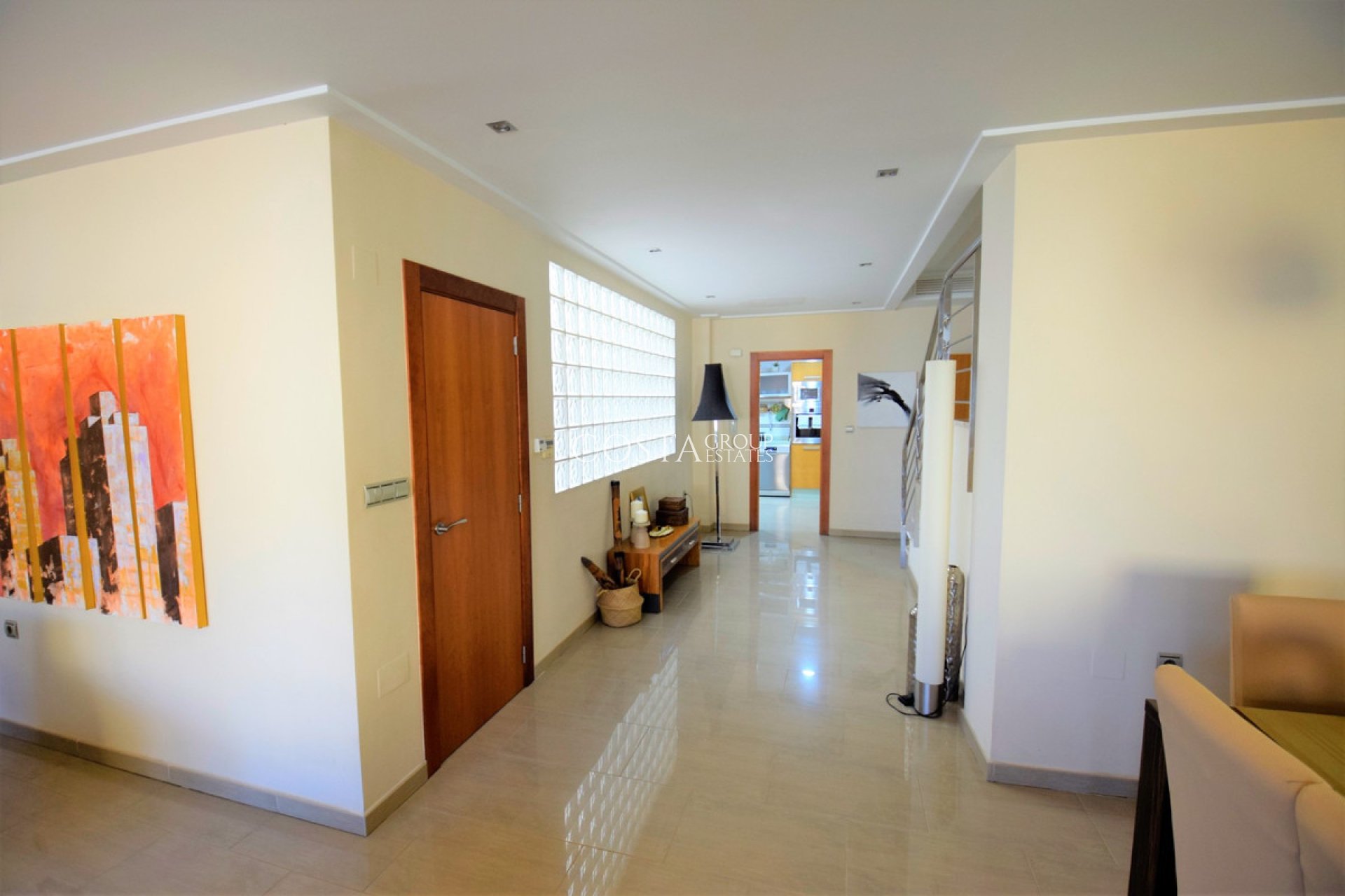 Resale - House -
Guardamar del Segura - Guardamar del Segura Centro