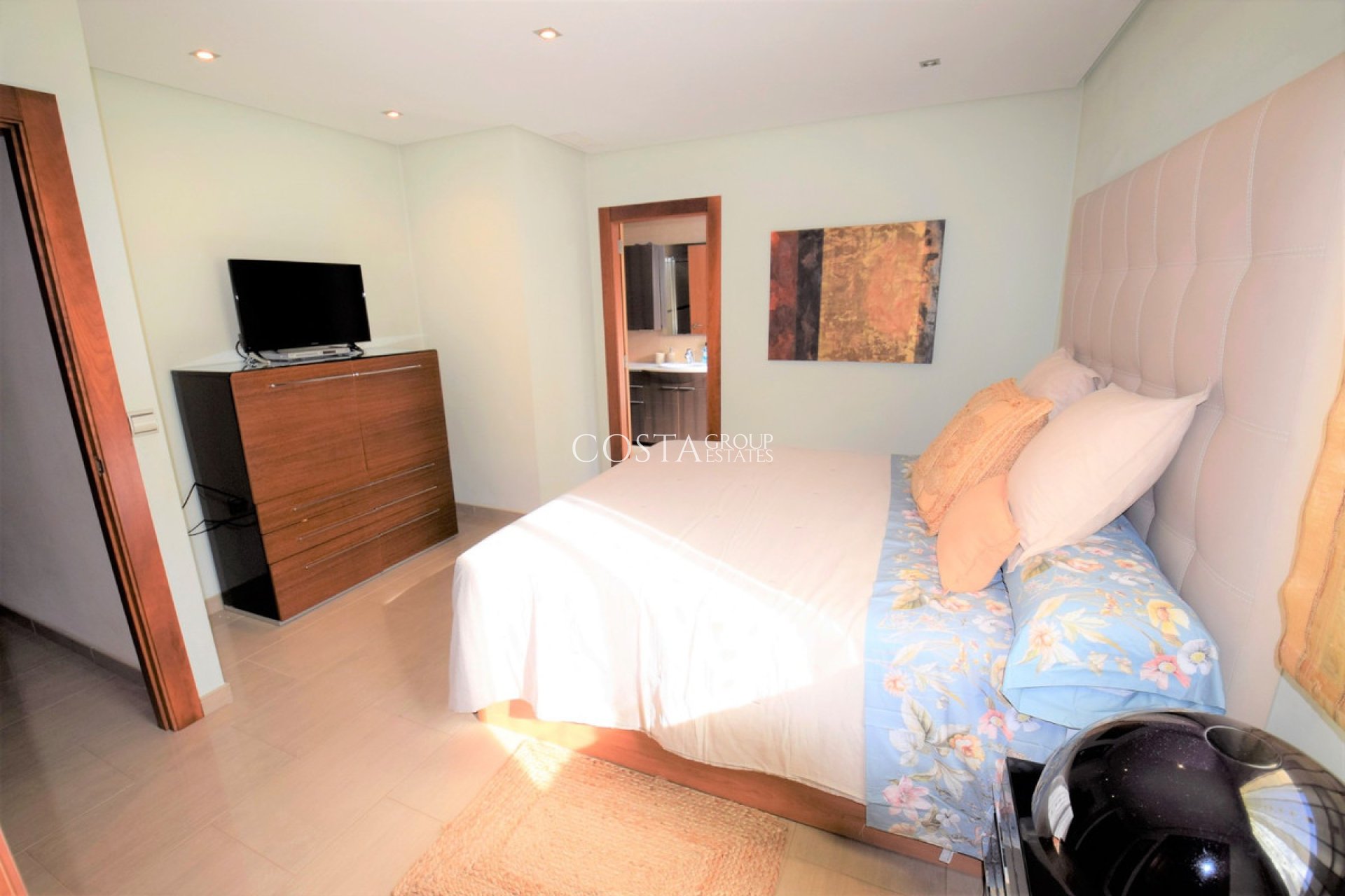 Resale - House -
Guardamar del Segura - Guardamar del Segura Centro