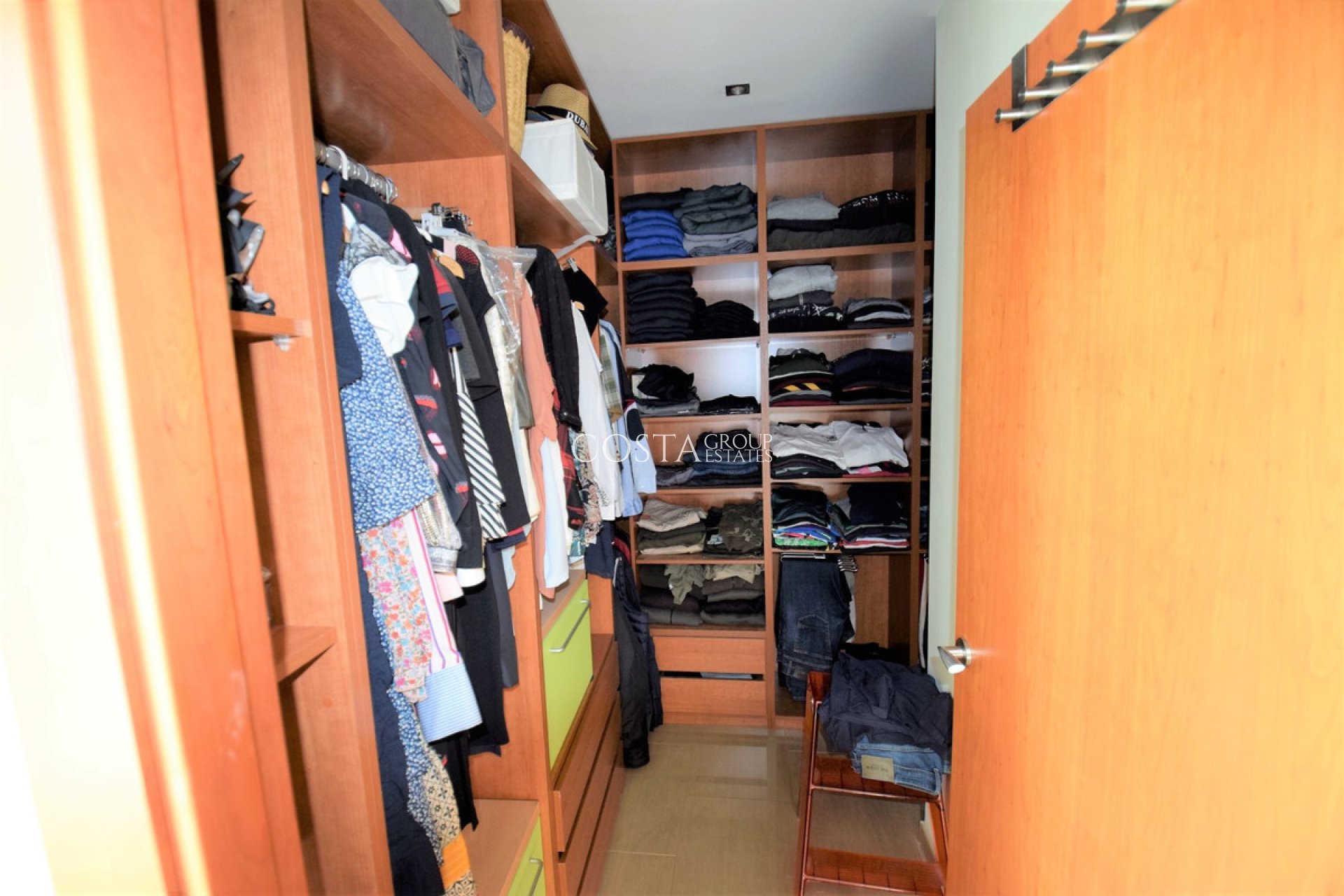 Resale - House -
Guardamar del Segura - Guardamar del Segura Centro