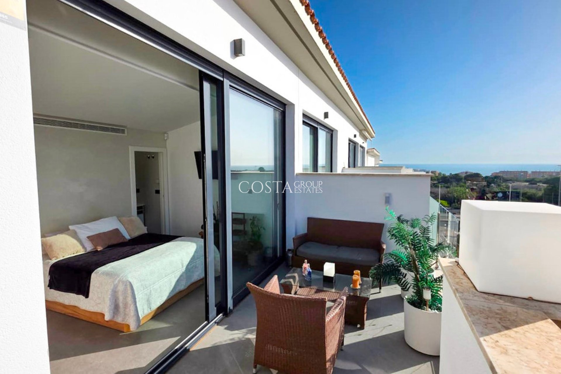 Resale - House -
Guardamar del Segura - Guardamar del Segura Centro