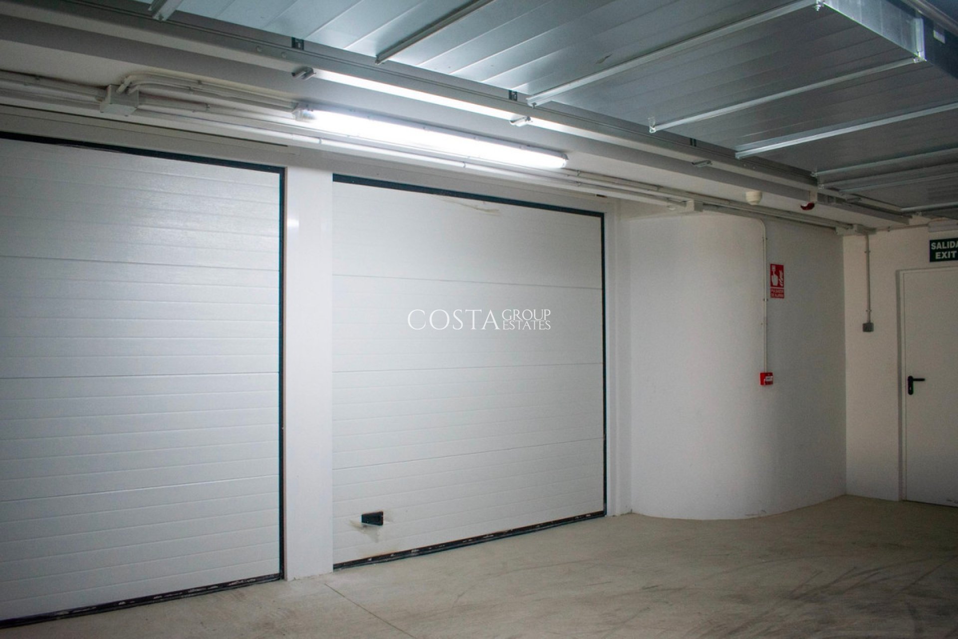 Resale - House -
Guardamar del Segura - Guardamar del Segura Centro