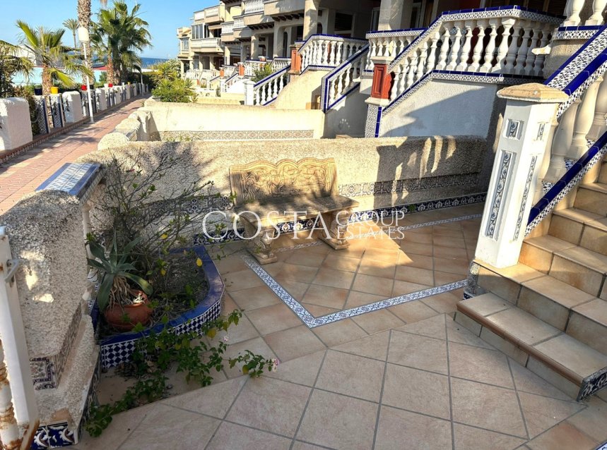 Resale - House -
Guardamar del Segura - Guardamar del Segura Centro