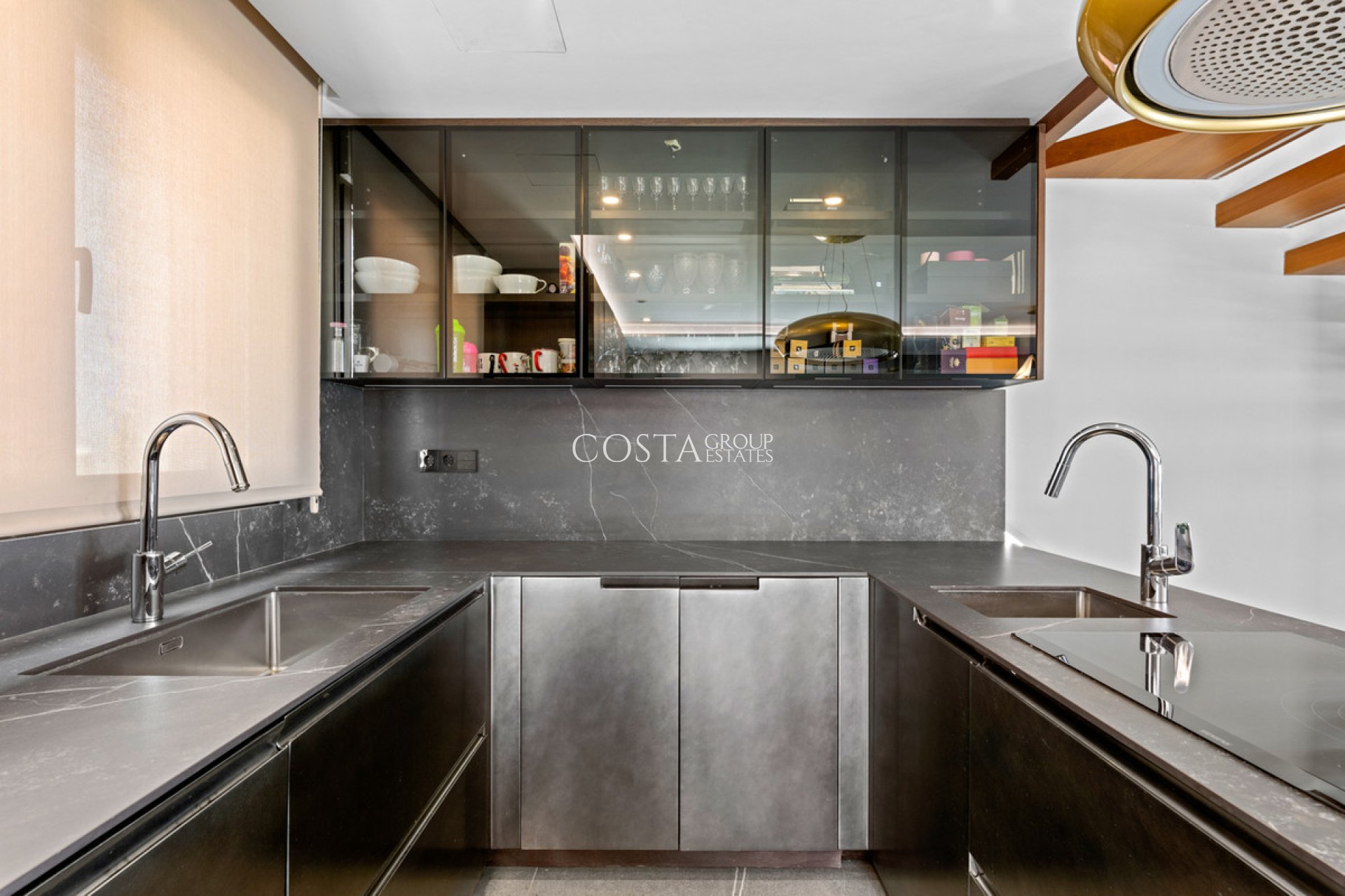 Resale - House -
Guardamar del Segura - Guardamar del Segura Centro