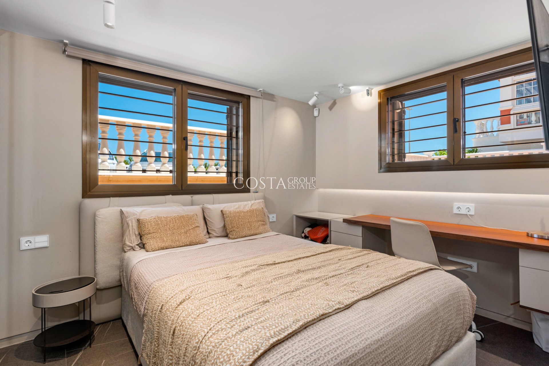 Resale - House -
Guardamar del Segura - Guardamar del Segura Centro