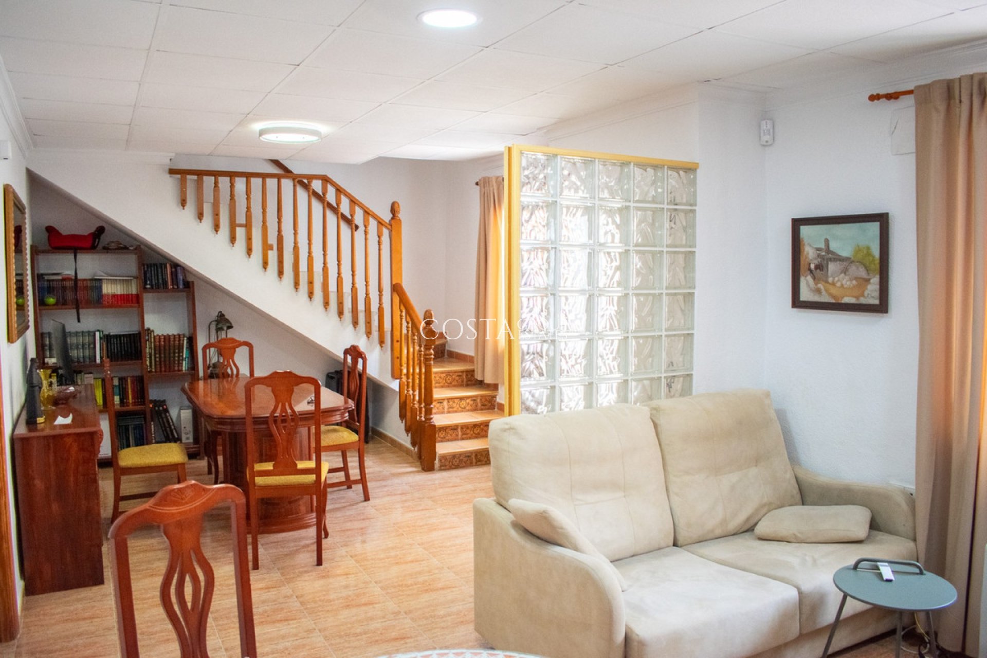 Resale - House -
Guardamar del Segura - Guardamar del Segura Centro