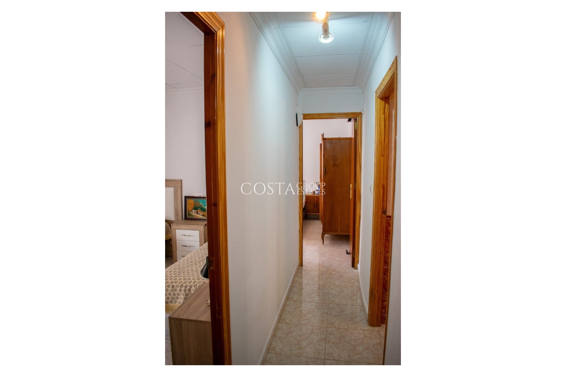 Resale - House -
Guardamar del Segura - Guardamar del Segura Centro