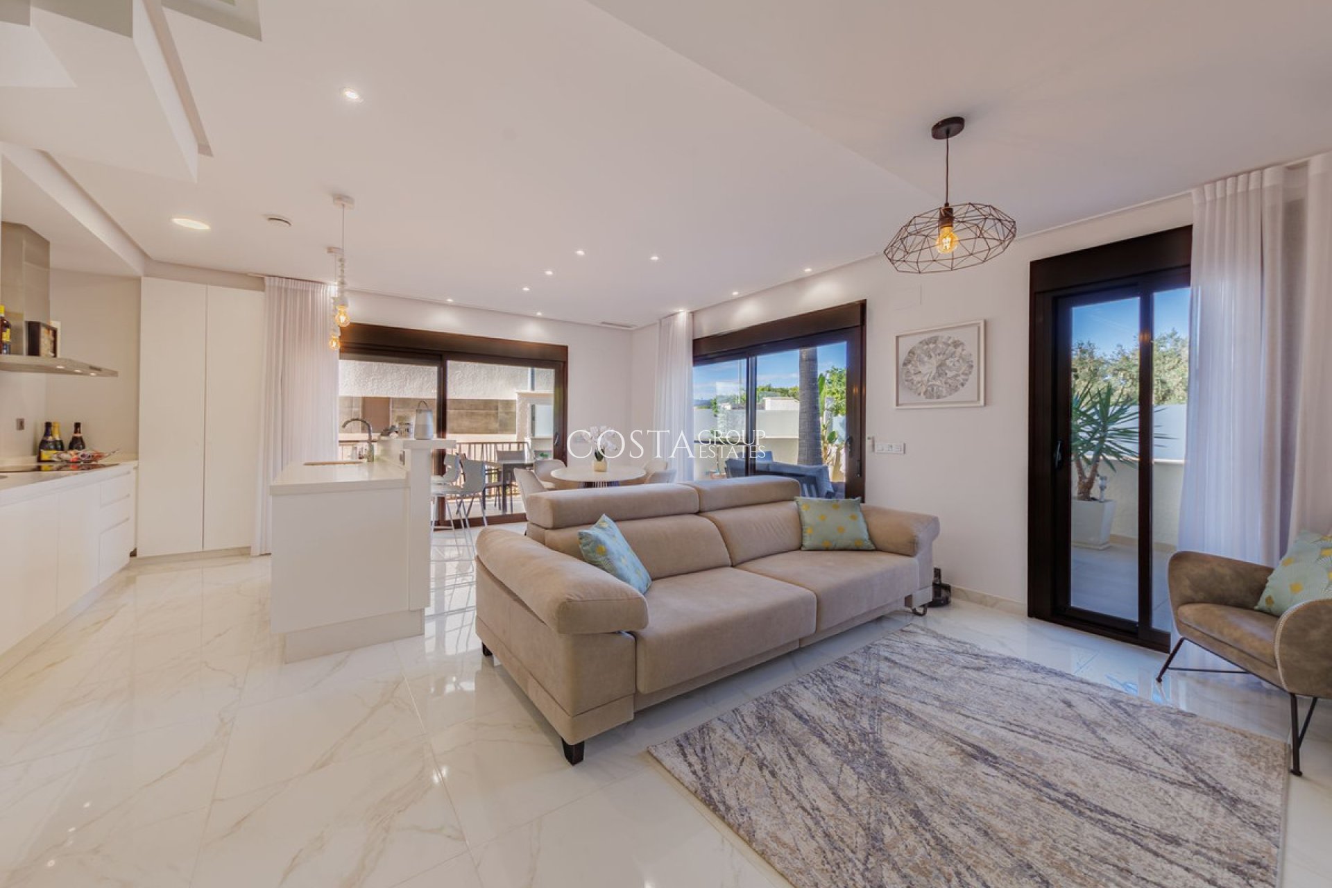 Resale - House -
Murcia - Dolores