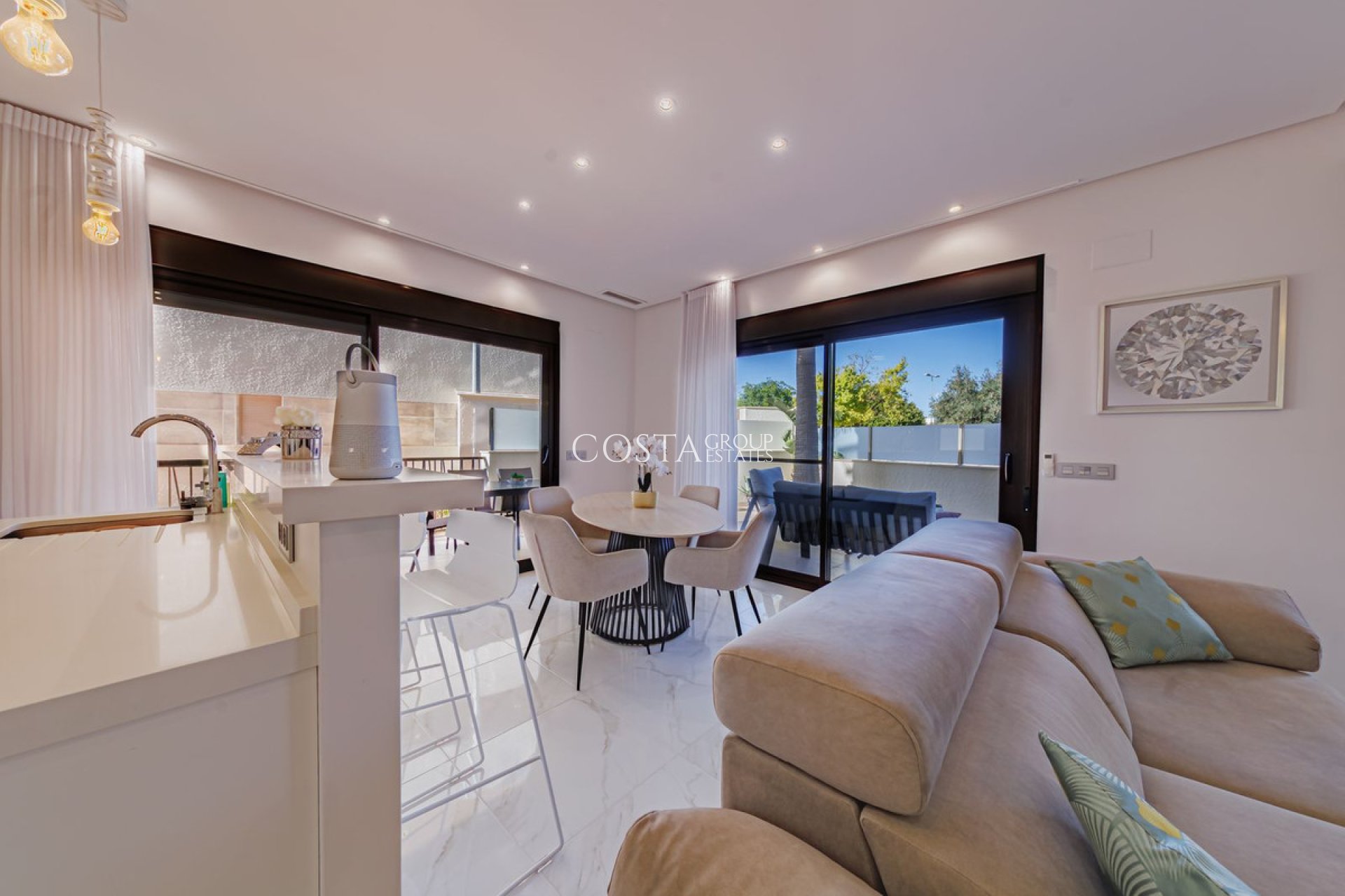 Resale - House -
Murcia - Dolores