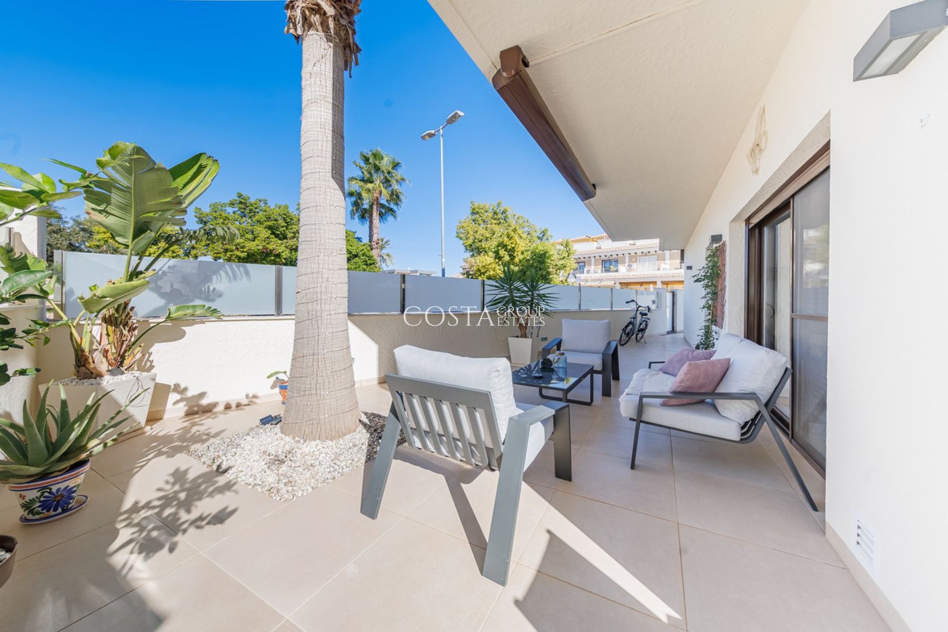 Resale - House -
Murcia - Dolores