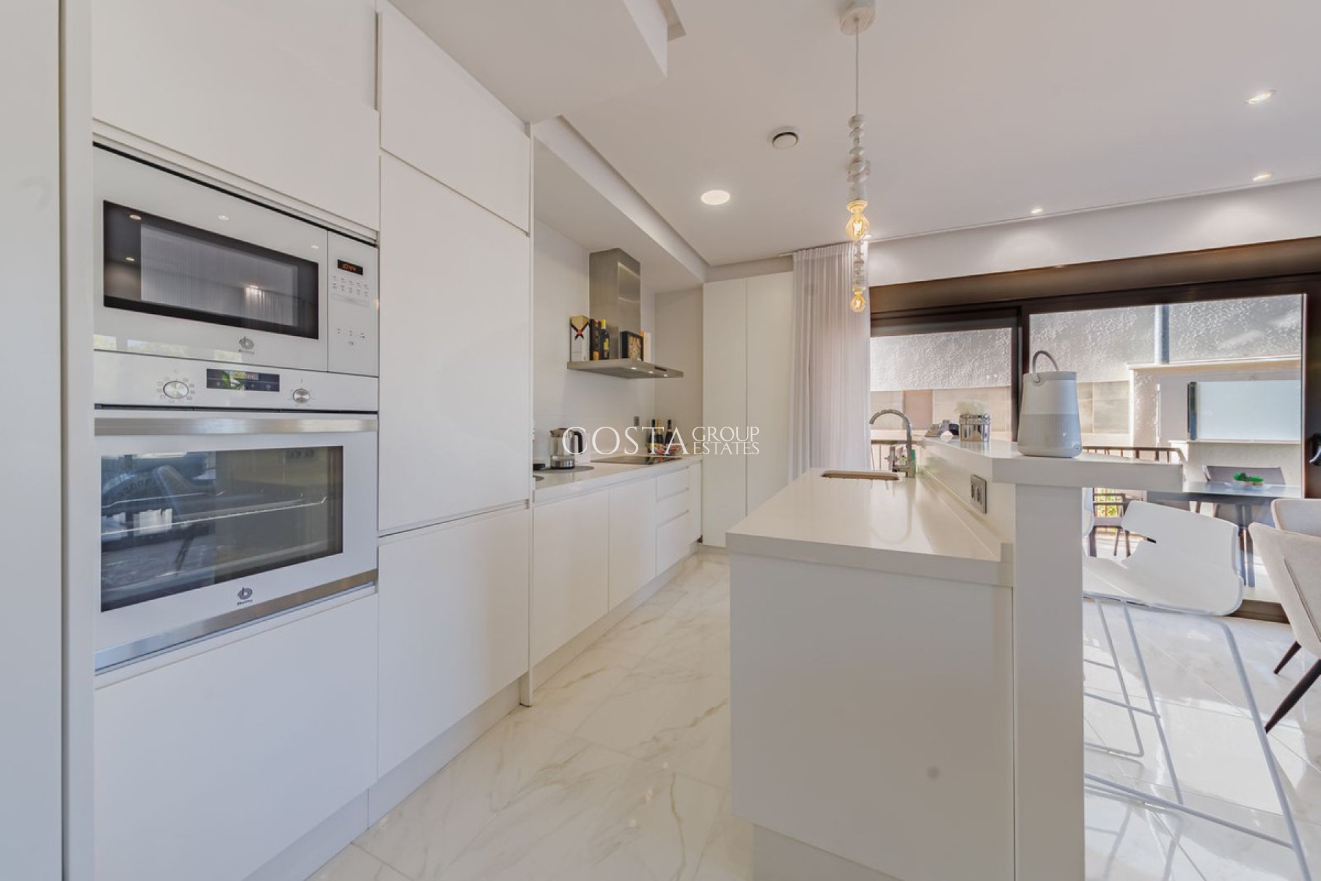 Resale - House -
Murcia - Dolores