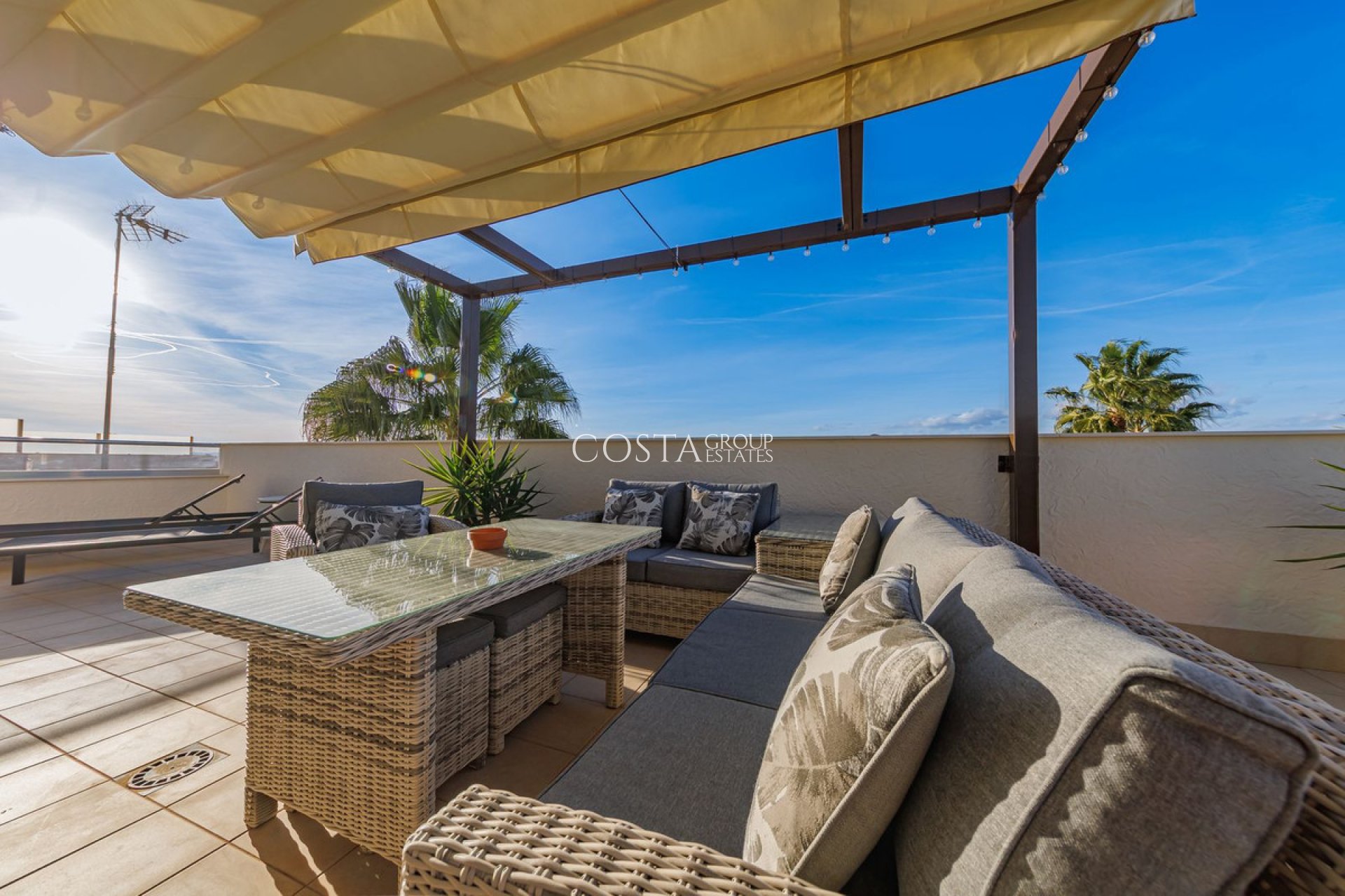 Resale - House -
Murcia - Dolores