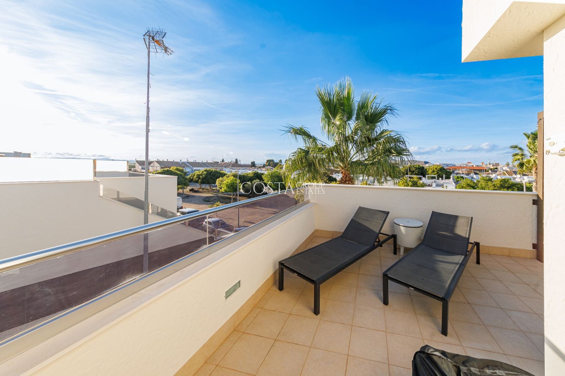 Resale - House -
Murcia - Dolores